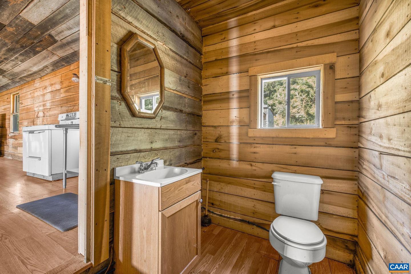 699 HENDRICKSON RD, PEMBROKE, Virginia 24136, 5 Bedrooms Bedrooms, ,3 BathroomsBathrooms,Residential,For sale,699 HENDRICKSON RD,669395 MLS # 669395 699 HENDRICKSON RD, PEMBROKE, Virginia 24136, 5 Bedrooms Bedrooms, ,3 BathroomsBathrooms,Residential,For sale,699 HENDRICKSON RD,669395 MLS # 669395