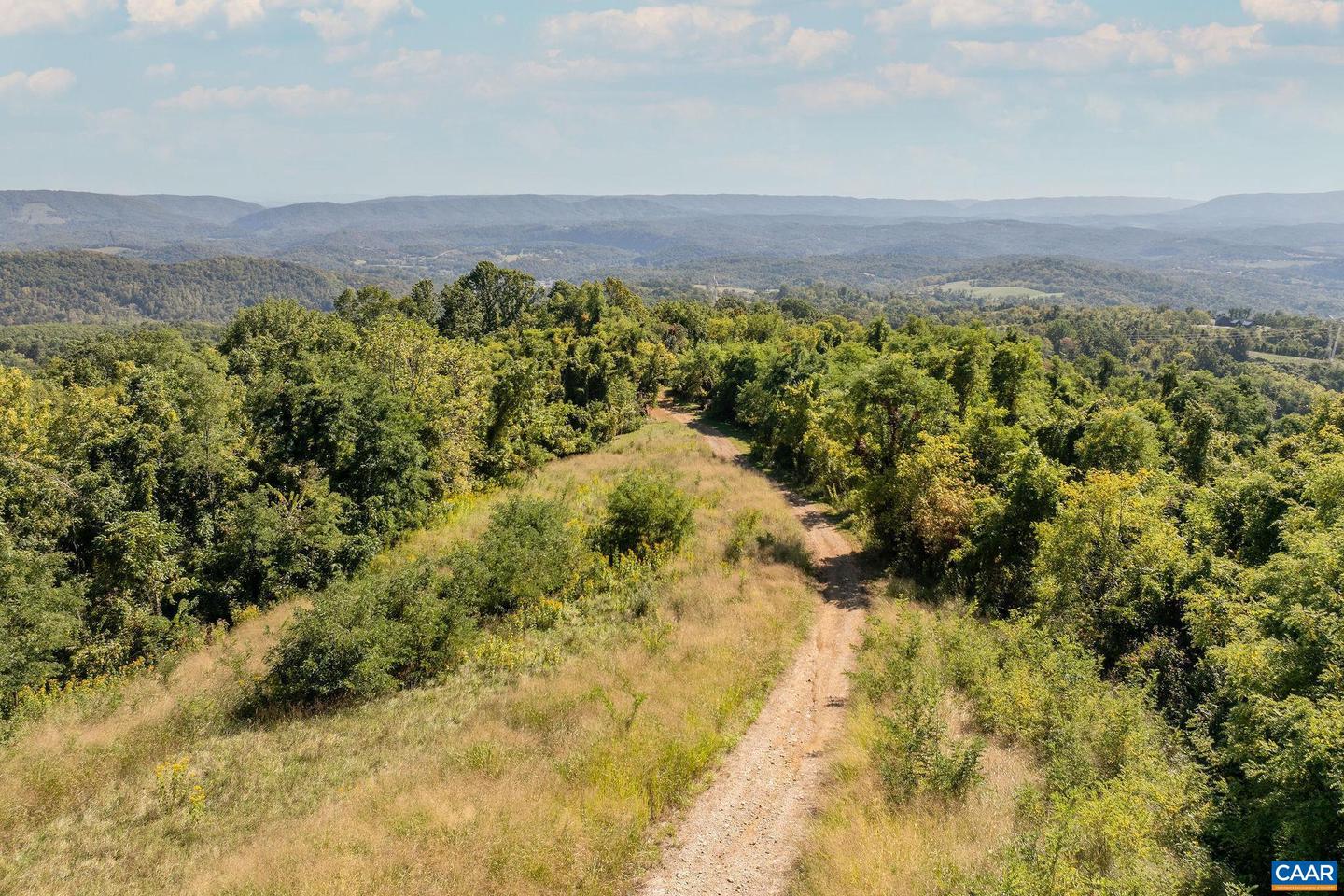 699 HENDRICKSON RD, PEMBROKE, Virginia 24136, 5 Bedrooms Bedrooms, ,3 BathroomsBathrooms,Residential,For sale,699 HENDRICKSON RD,669395 MLS # 669395 699 HENDRICKSON RD, PEMBROKE, Virginia 24136, 5 Bedrooms Bedrooms, ,3 BathroomsBathrooms,Residential,For sale,699 HENDRICKSON RD,669395 MLS # 669395