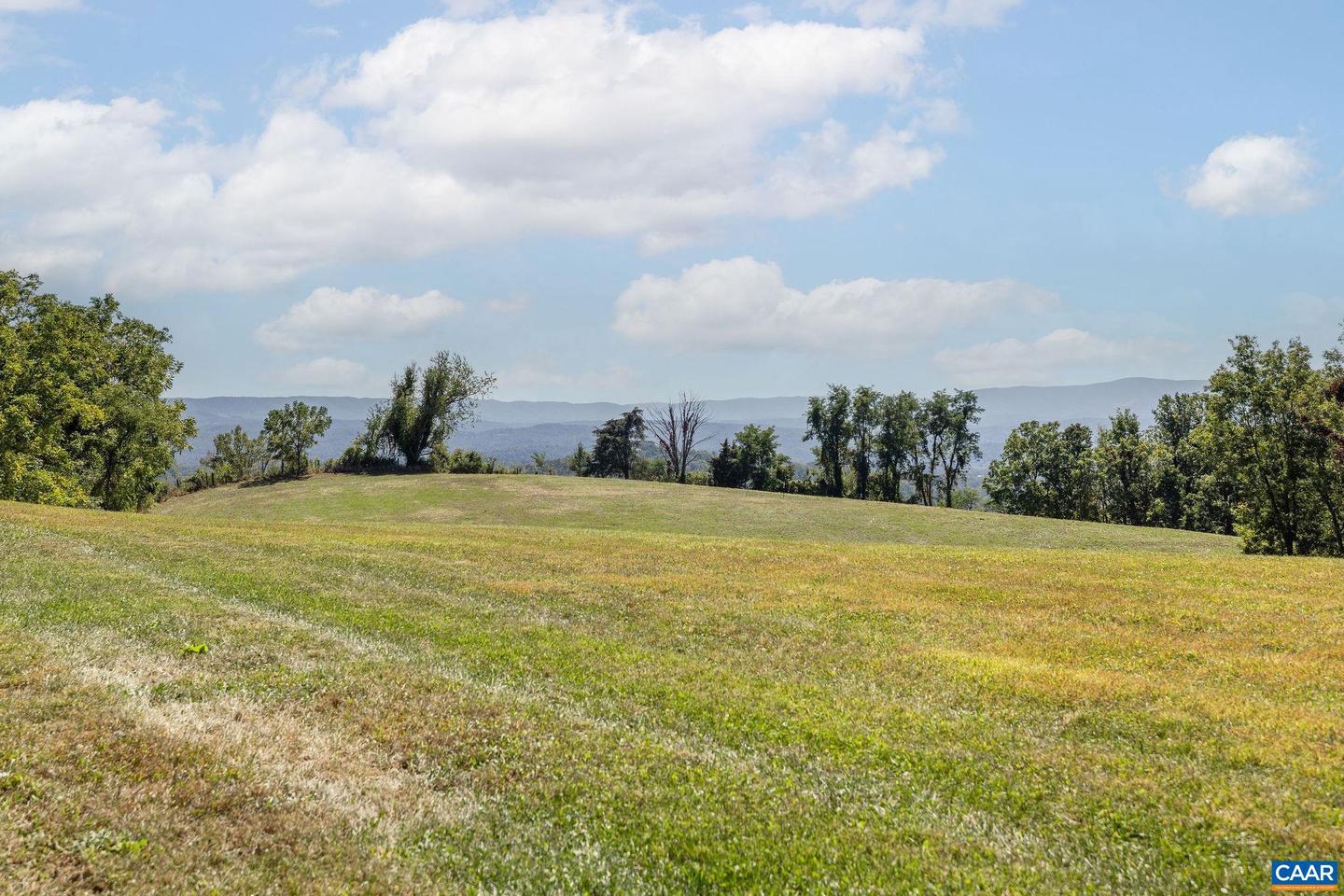 699 HENDRICKSON RD, PEMBROKE, Virginia 24136, 5 Bedrooms Bedrooms, ,3 BathroomsBathrooms,Residential,For sale,699 HENDRICKSON RD,669395 MLS # 669395 699 HENDRICKSON RD, PEMBROKE, Virginia 24136, 5 Bedrooms Bedrooms, ,3 BathroomsBathrooms,Residential,For sale,699 HENDRICKSON RD,669395 MLS # 669395