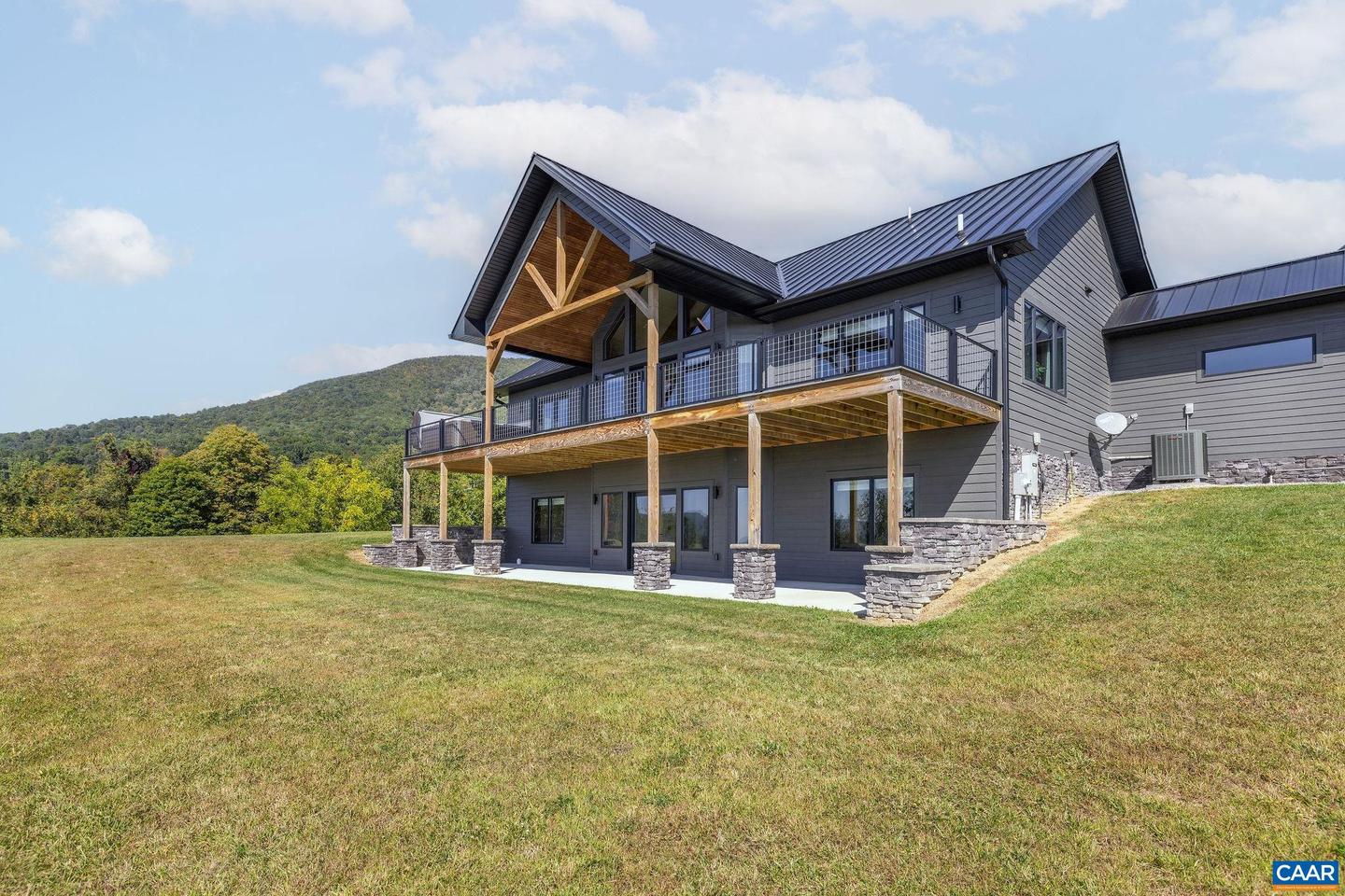 699 HENDRICKSON RD, PEMBROKE, Virginia 24136, 5 Bedrooms Bedrooms, ,3 BathroomsBathrooms,Residential,For sale,699 HENDRICKSON RD,669395 MLS # 669395 699 HENDRICKSON RD, PEMBROKE, Virginia 24136, 5 Bedrooms Bedrooms, ,3 BathroomsBathrooms,Residential,For sale,699 HENDRICKSON RD,669395 MLS # 669395