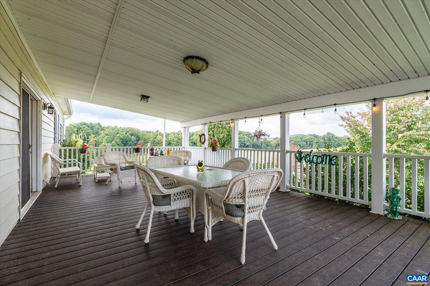 3225 LYNN HOLLOW RD, NORTH TAZEWELL, Virginia 24630, 3 Bedrooms Bedrooms, ,2 BathroomsBathrooms,Farm,For sale,3225 LYNN HOLLOW RD,669407 MLS # 669407
