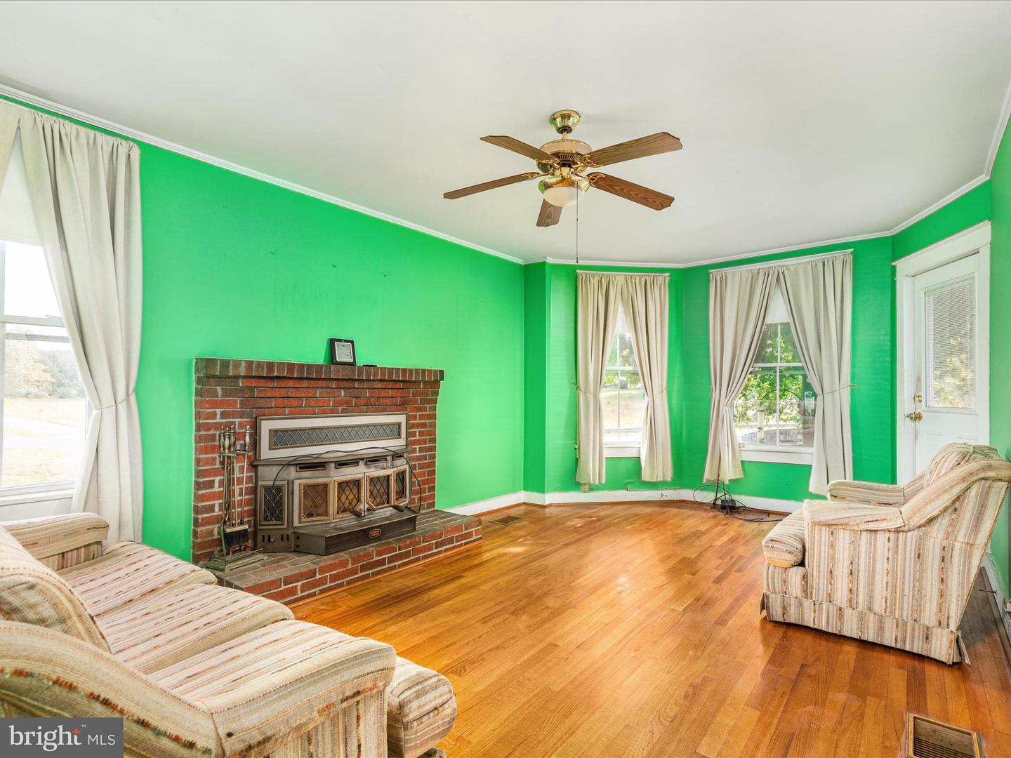809 BROOK CREEK RD, TOMS BROOK, Virginia 22660, 3 Bedrooms Bedrooms, ,1 BathroomBathrooms,Farm,For sale,809 BROOK CREEK RD,VASH2012636 MLS # VASH2012636