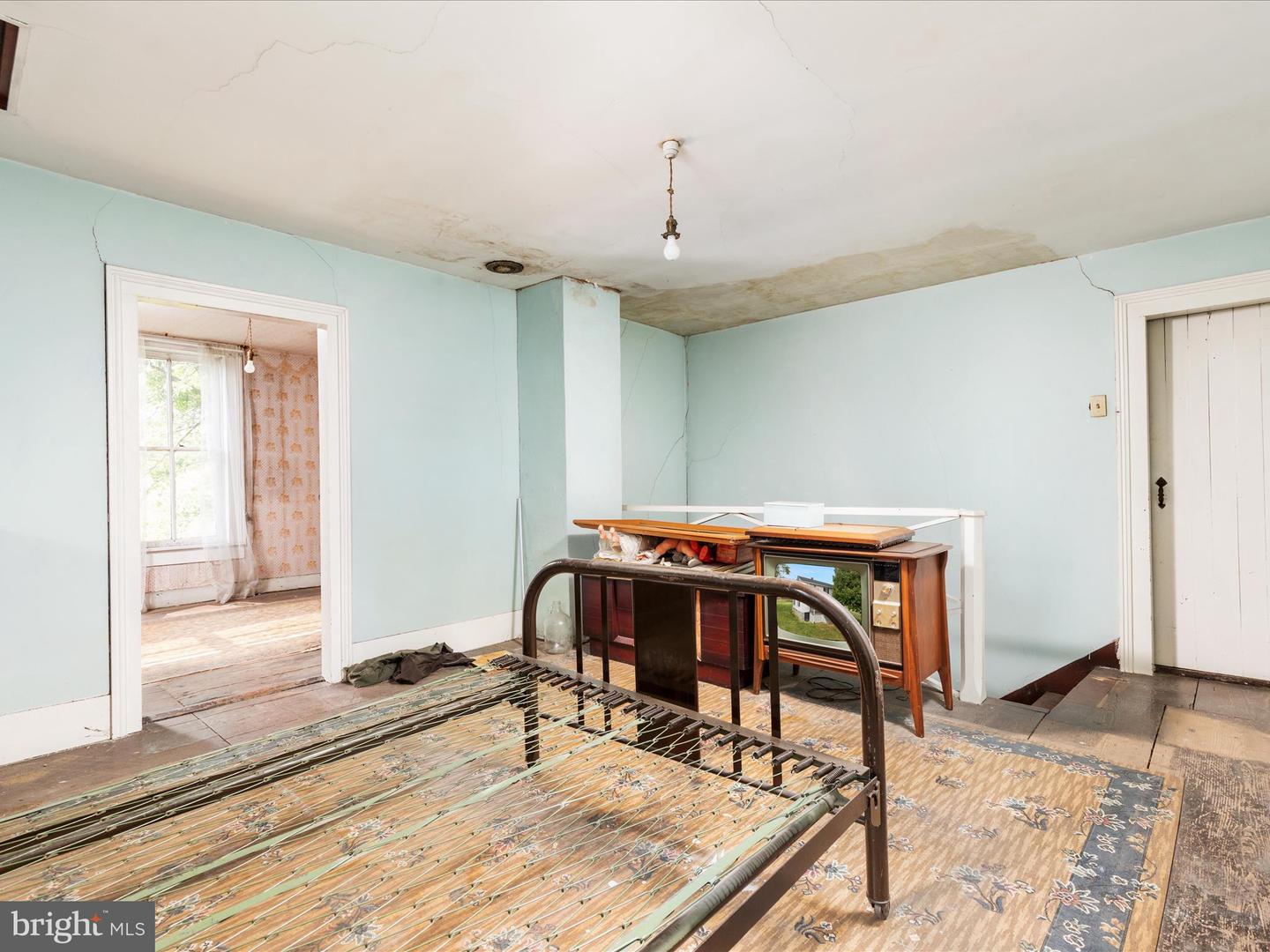 809 BROOK CREEK RD, TOMS BROOK, Virginia 22660, 3 Bedrooms Bedrooms, ,1 BathroomBathrooms,Farm,For sale,809 BROOK CREEK RD,VASH2012636 MLS # VASH2012636