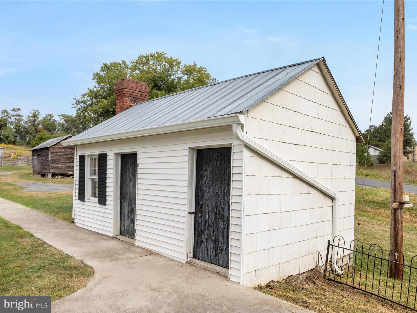 809 BROOK CREEK RD, TOMS BROOK, Virginia 22660, 3 Bedrooms Bedrooms, ,1 BathroomBathrooms,Farm,For sale,809 BROOK CREEK RD,VASH2012636 MLS # VASH2012636