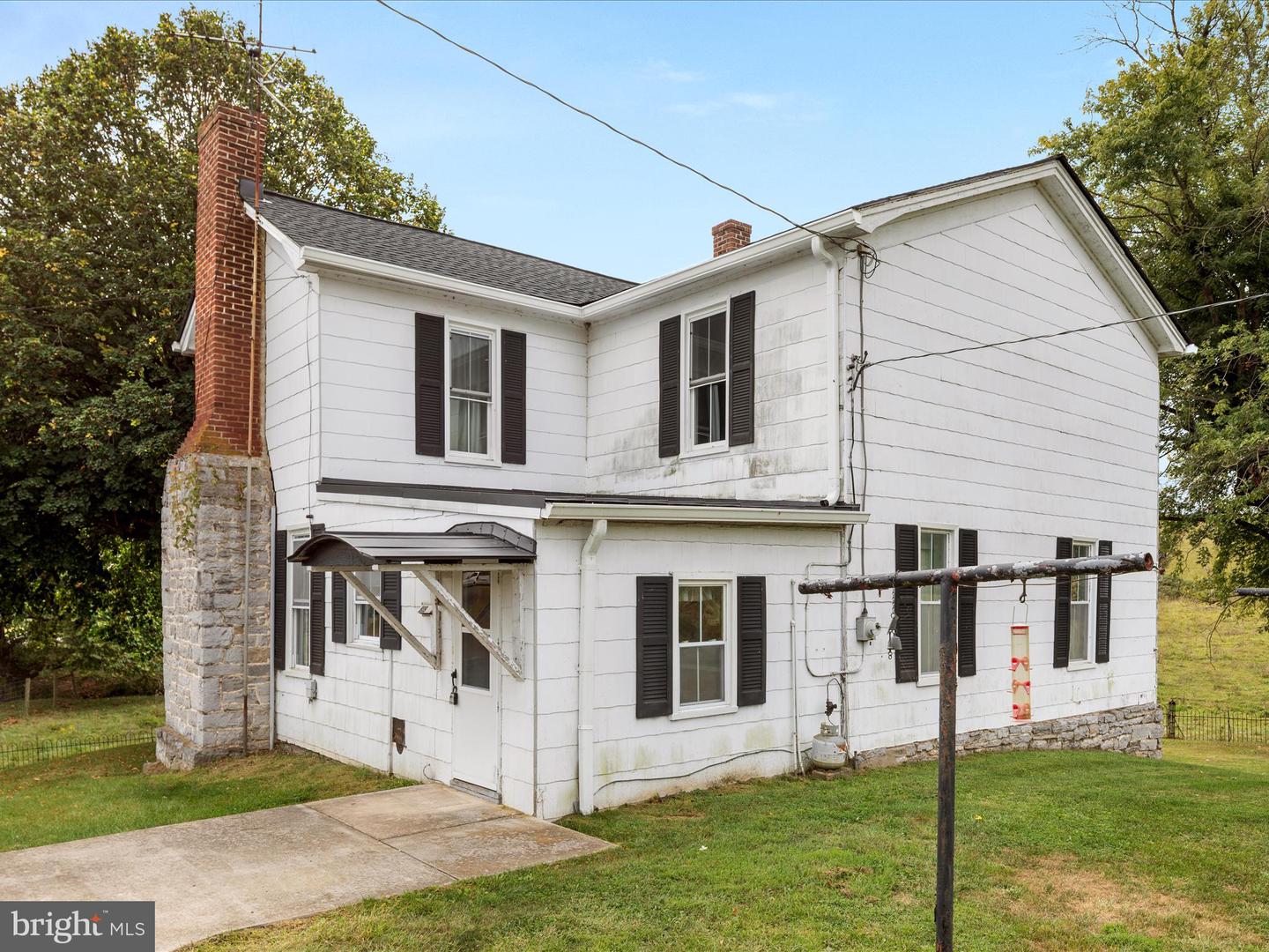 809 BROOK CREEK RD, TOMS BROOK, Virginia 22660, 3 Bedrooms Bedrooms, ,1 BathroomBathrooms,Farm,For sale,809 BROOK CREEK RD,VASH2012636 MLS # VASH2012636