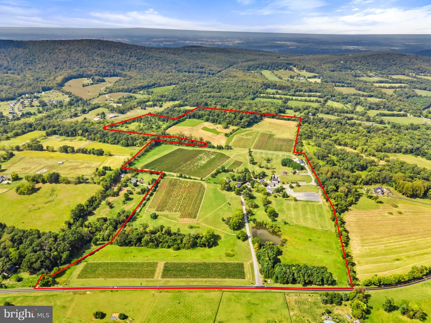 14001 HARPERS FERRY RD, HILLSBORO, Virginia 20132, ,Farm,For sale,14001 HARPERS FERRY RD,VALO2107320 MLS # VALO2107320