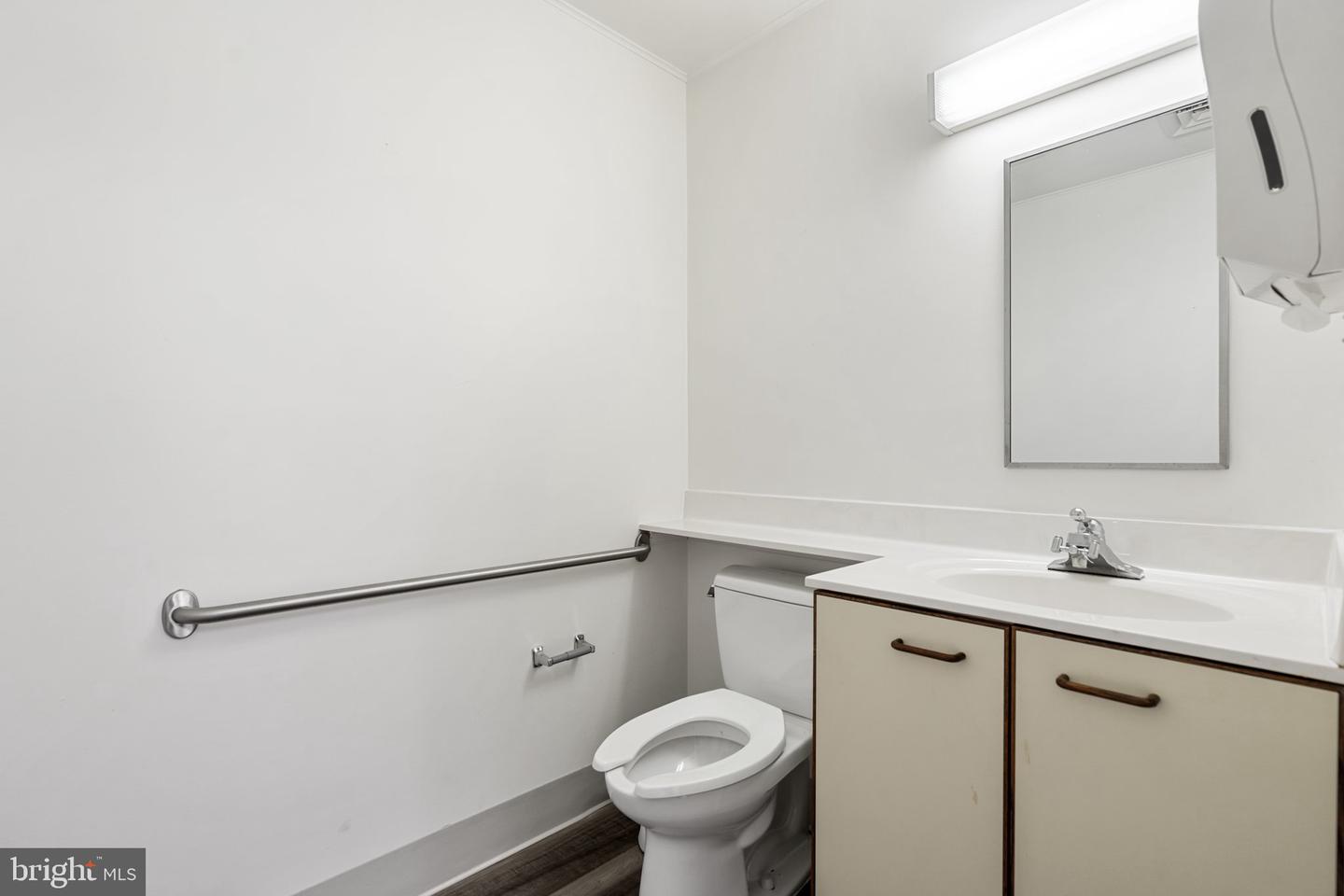 432 HOSPITAL DR, WARRENTON, Virginia 20186, ,Land,For sale,432 HOSPITAL DR,VAFQ2018472 MLS # VAFQ2018472