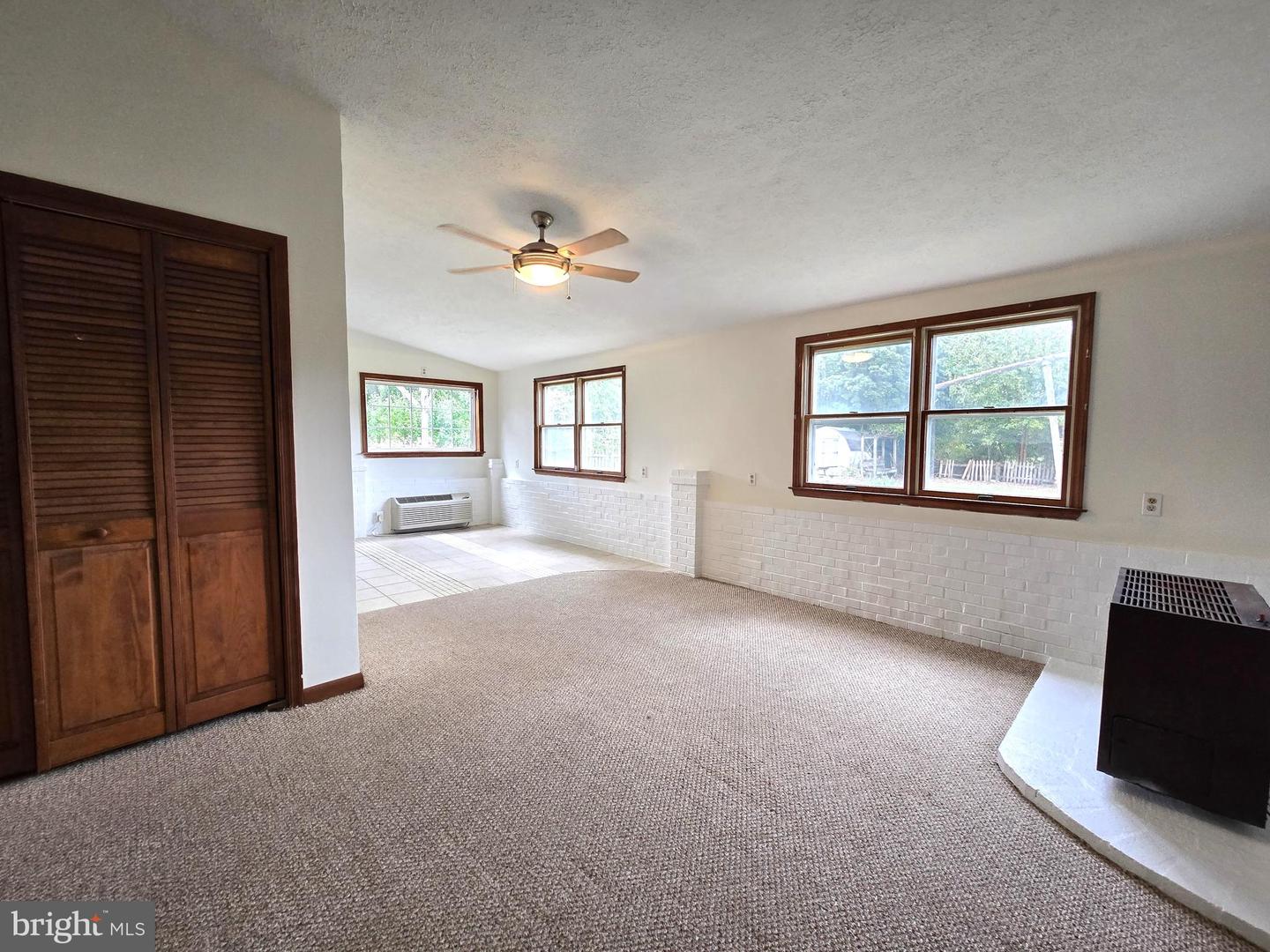 513 VAN FOSSEN ST, WINCHESTER, Virginia 22601, 4 Bedrooms Bedrooms, ,2 BathroomsBathrooms,Residential,For sale,513 VAN FOSSEN ST,VAWI2007924 MLS # VAWI2007924