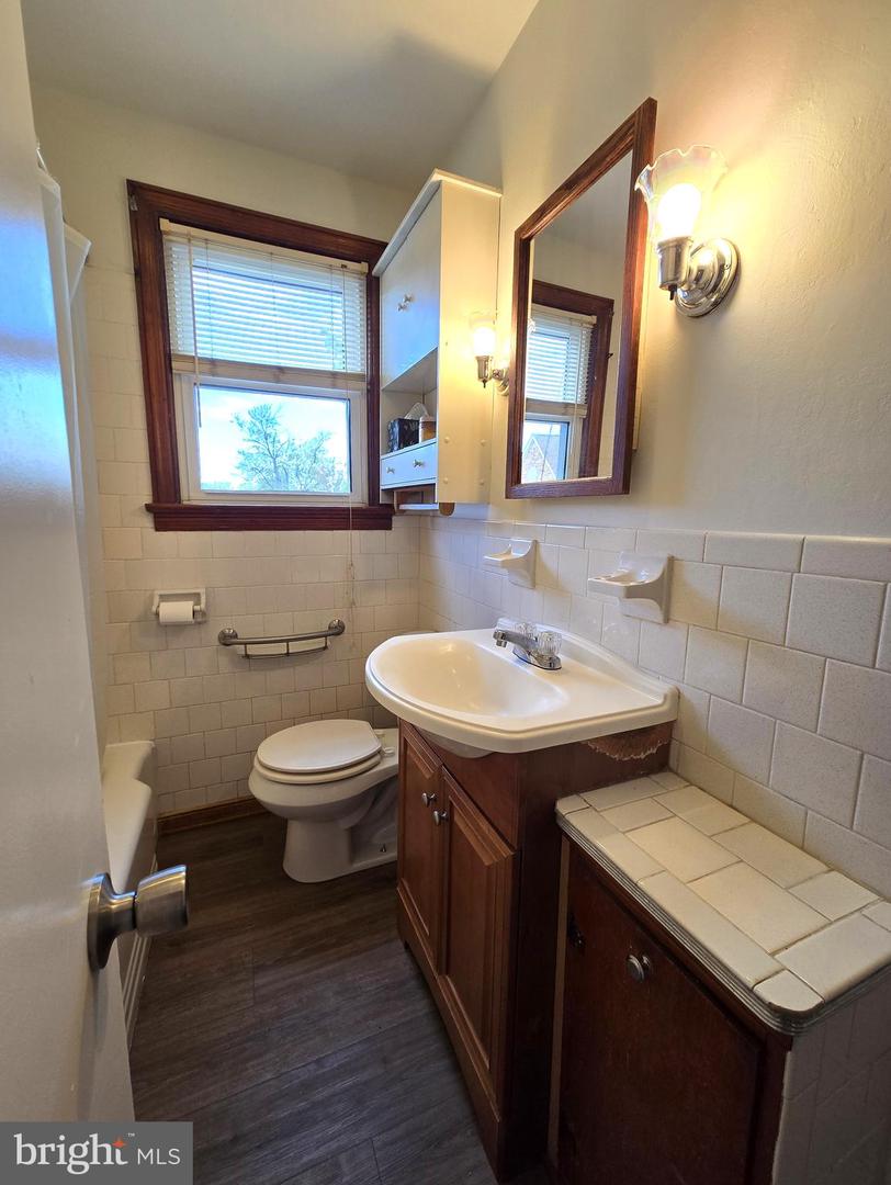 513 VAN FOSSEN ST, WINCHESTER, Virginia 22601, 4 Bedrooms Bedrooms, ,2 BathroomsBathrooms,Residential,For sale,513 VAN FOSSEN ST,VAWI2007924 MLS # VAWI2007924