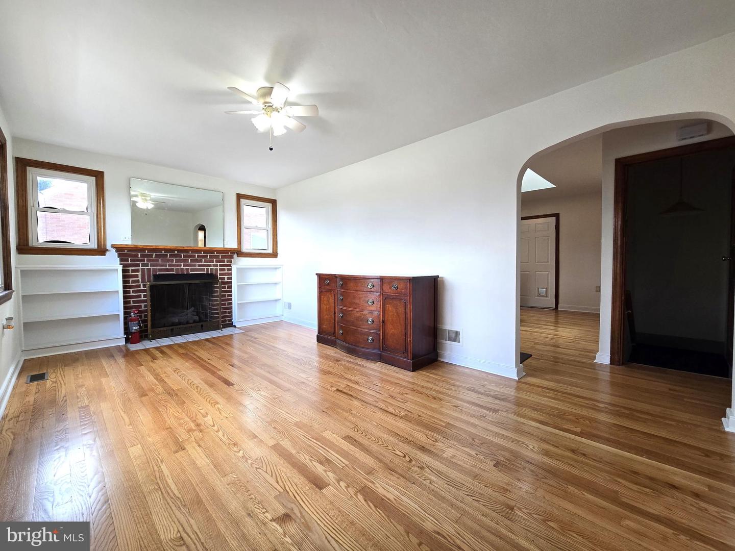 513 VAN FOSSEN ST, WINCHESTER, Virginia 22601, 4 Bedrooms Bedrooms, ,2 BathroomsBathrooms,Residential,For sale,513 VAN FOSSEN ST,VAWI2007924 MLS # VAWI2007924