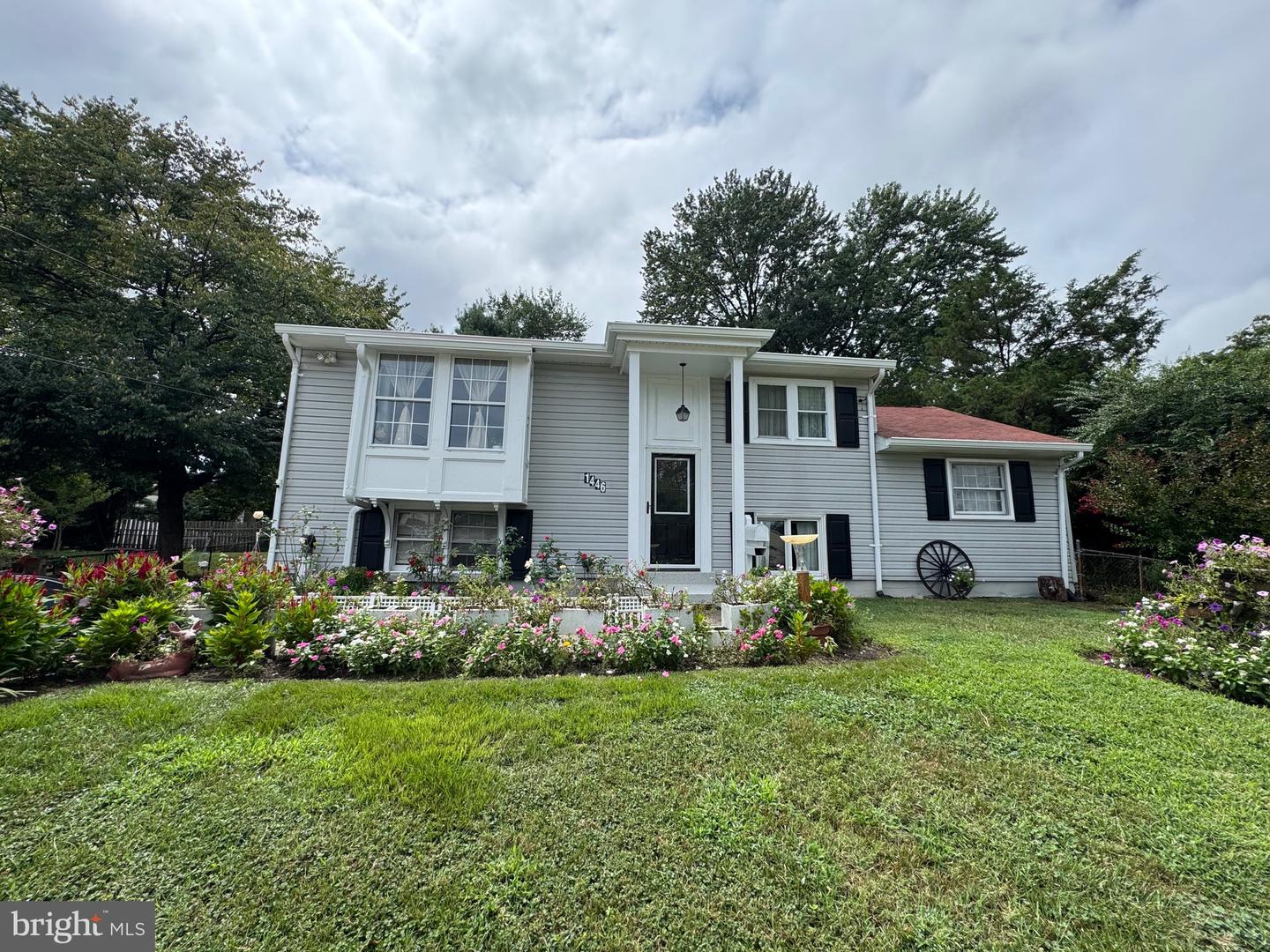 1446 CALIFORNIA ST, WOODBRIDGE, Virginia 22191, 4 Bedrooms Bedrooms, ,2 BathroomsBathrooms,Residential,For sale,1446 CALIFORNIA ST,VAPW2097460 MLS # VAPW2097460