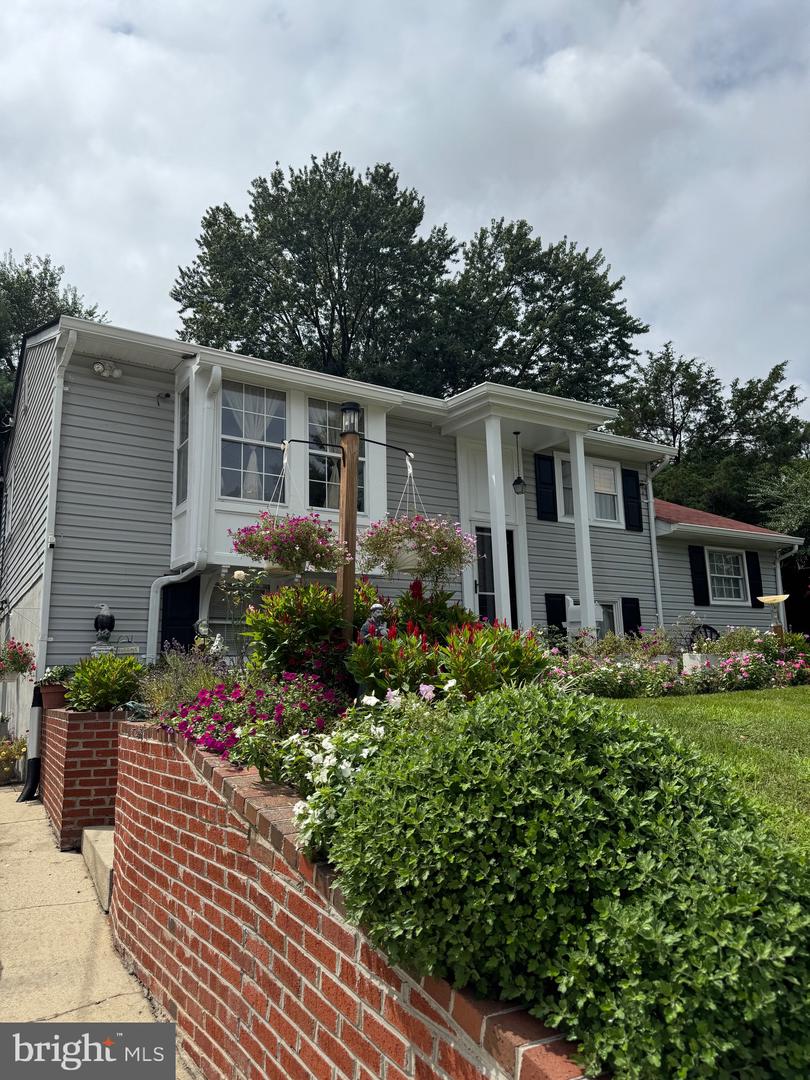 1446 CALIFORNIA ST, WOODBRIDGE, Virginia 22191, 4 Bedrooms Bedrooms, ,2 BathroomsBathrooms,Residential,For sale,1446 CALIFORNIA ST,VAPW2097460 MLS # VAPW2097460