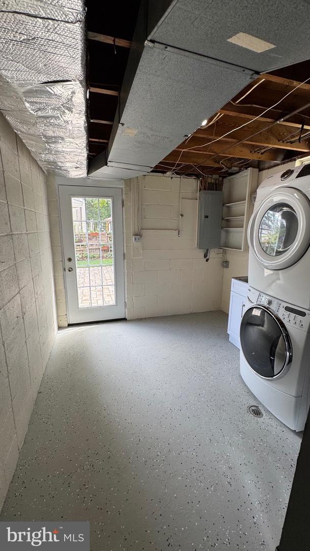 1446 CALIFORNIA ST, WOODBRIDGE, Virginia 22191, 4 Bedrooms Bedrooms, ,2 BathroomsBathrooms,Residential,For sale,1446 CALIFORNIA ST,VAPW2097460 MLS # VAPW2097460