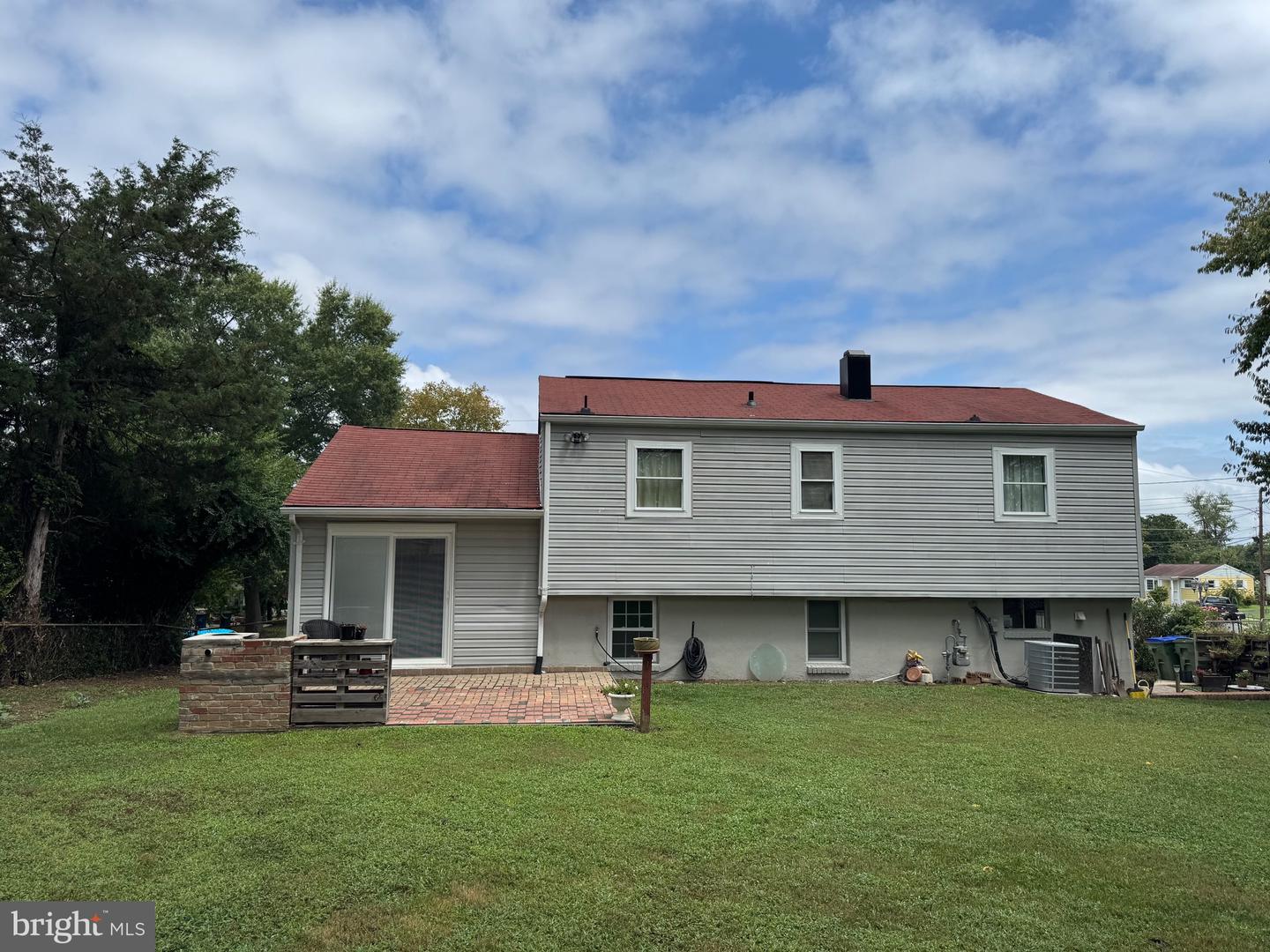 1446 CALIFORNIA ST, WOODBRIDGE, Virginia 22191, 4 Bedrooms Bedrooms, ,2 BathroomsBathrooms,Residential,For sale,1446 CALIFORNIA ST,VAPW2097460 MLS # VAPW2097460