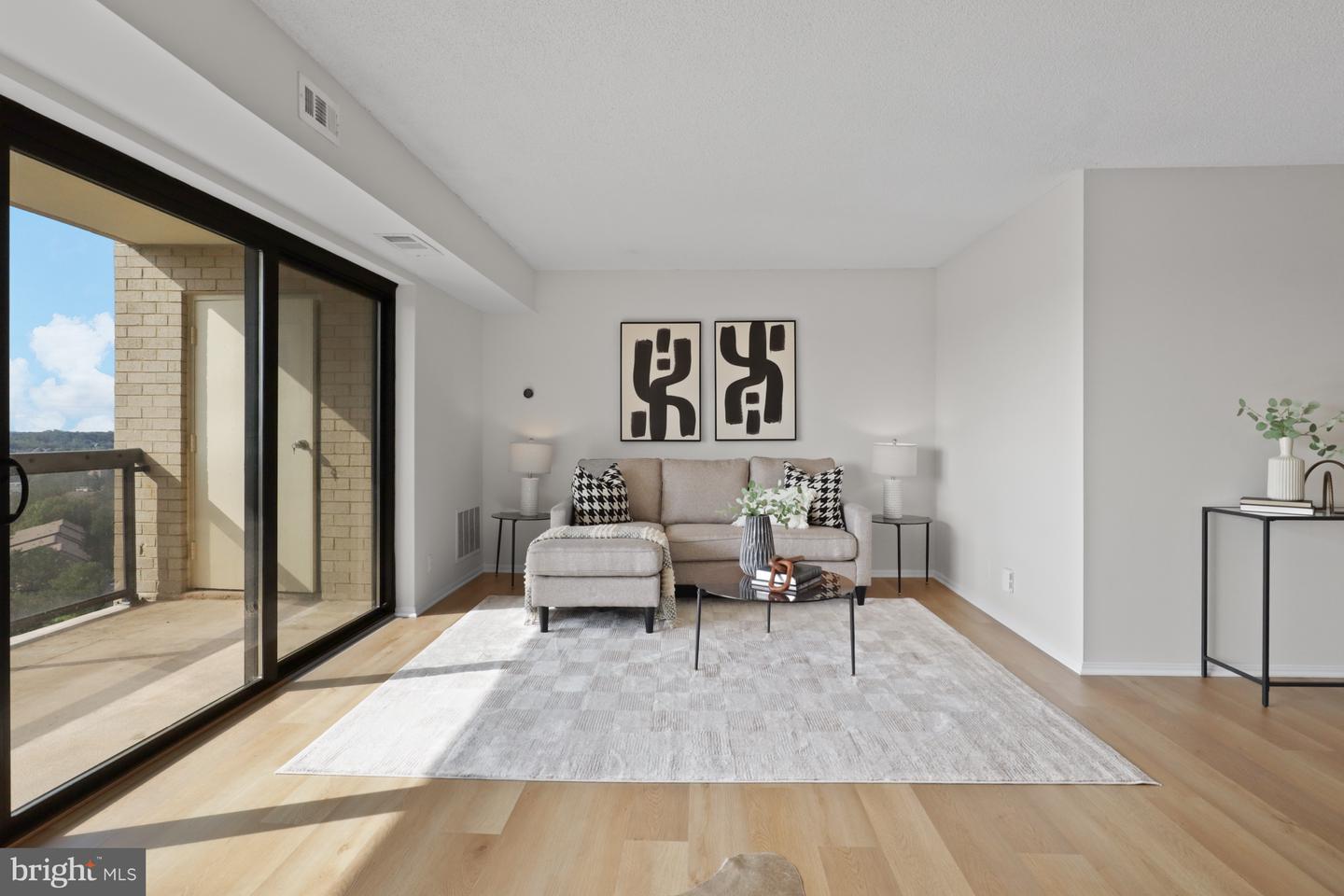 203 YOAKUM PKWY #1516, ALEXANDRIA, Virginia 22304, 1 Bedroom Bedrooms, ,1 BathroomBathrooms,Residential,For sale,203 YOAKUM PKWY #1516,VAAX2047200 MLS # VAAX2047200