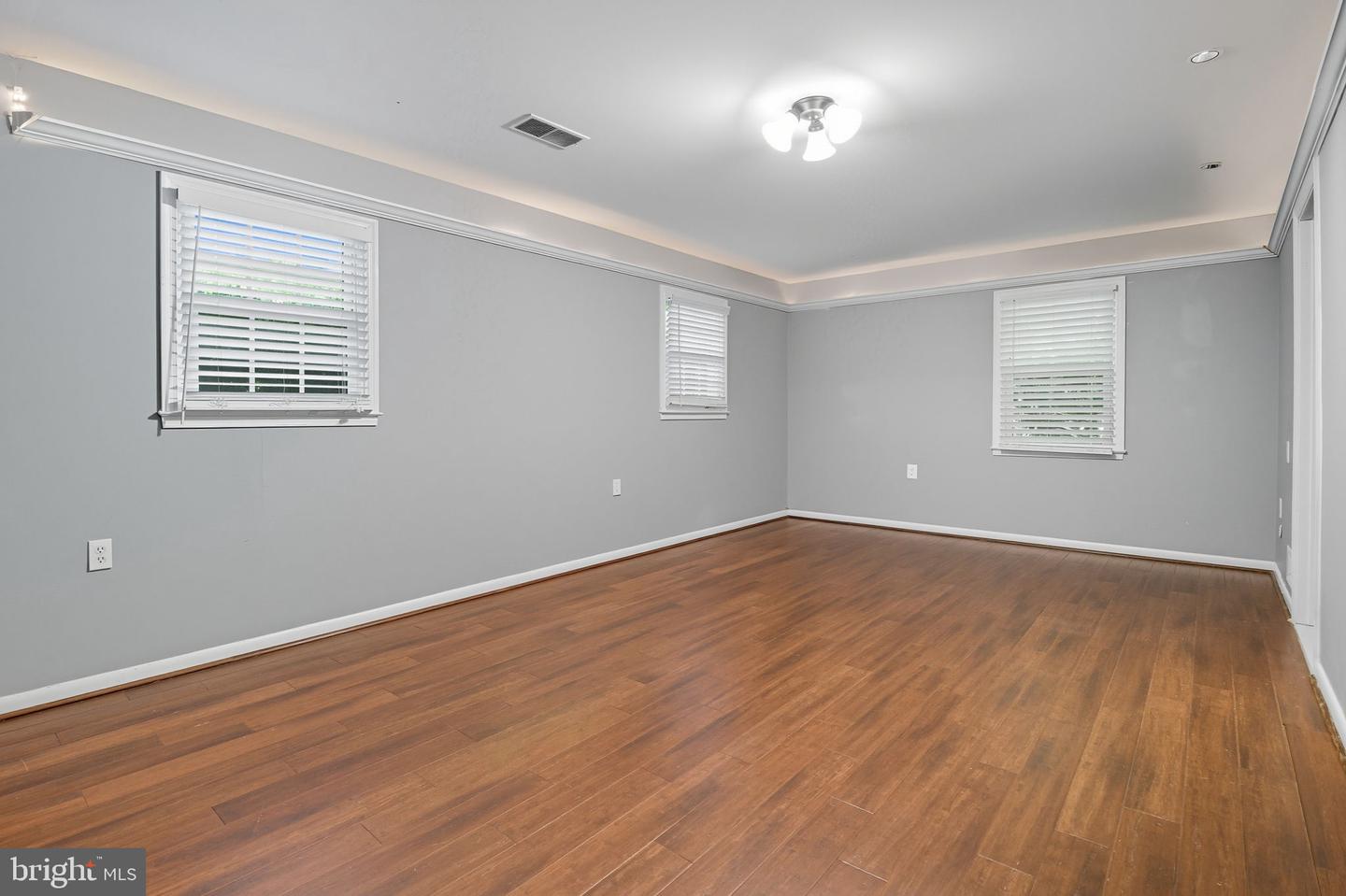 838 COLVIN CT, HERNDON, Virginia 20170, 5 Bedrooms Bedrooms, ,3 BathroomsBathrooms,Residential,For sale,838 COLVIN CT,VAFX2261206 MLS # VAFX2261206