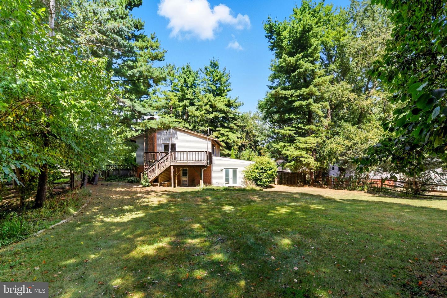 838 COLVIN CT, HERNDON, Virginia 20170, 5 Bedrooms Bedrooms, ,3 BathroomsBathrooms,Residential,For sale,838 COLVIN CT,VAFX2261206 MLS # VAFX2261206