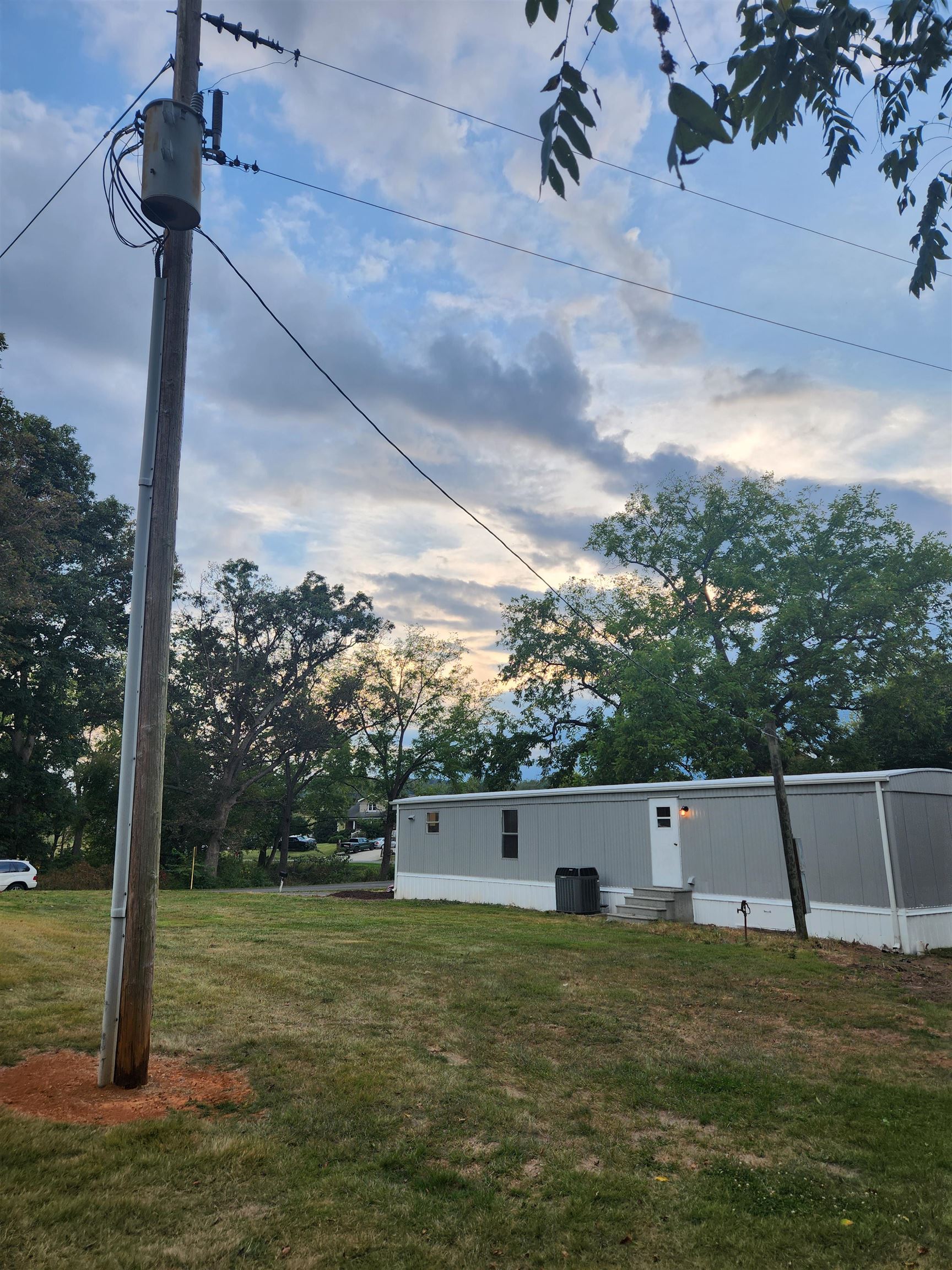 2120 OLD SAWMILL RD, ROCKINGHAM, Virginia 22802, 2 Bedrooms Bedrooms, ,1 BathroomBathrooms,Residential,MANUFACTURED HOME,2120 OLD SAWMILL RD,669400 MLS # 669400