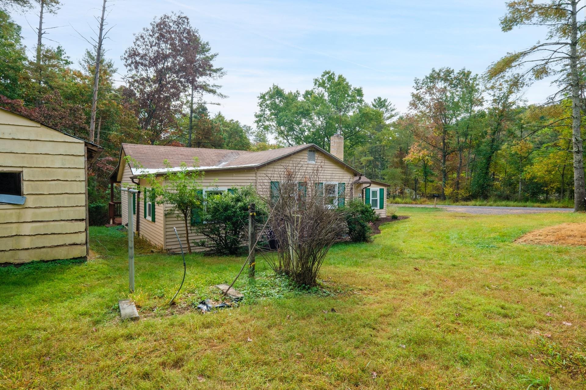 19692 OVERLY HOLLOW RD, BERGTON, Virginia 22811, 2 Bedrooms Bedrooms, ,1 BathroomBathrooms,Residential,19692 OVERLY HOLLOW RD,669403 MLS # 669403