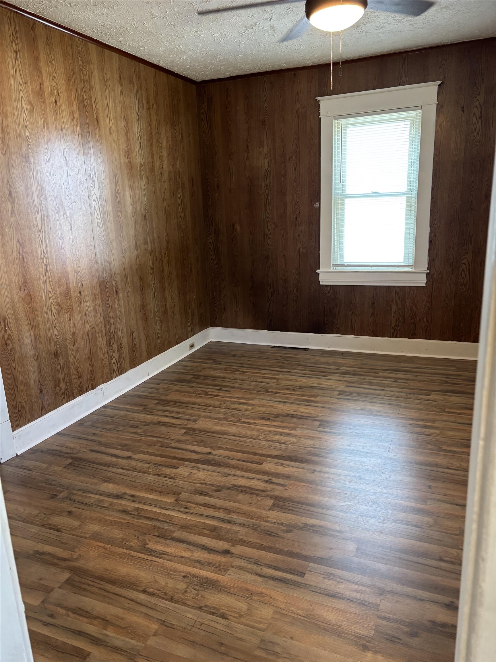 655 E ROCK ST, HARRISONBURG, Virginia 22802, 3 Bedrooms Bedrooms, ,1 BathroomBathrooms,Residential,655 E ROCK ST,669418 MLS # 669418