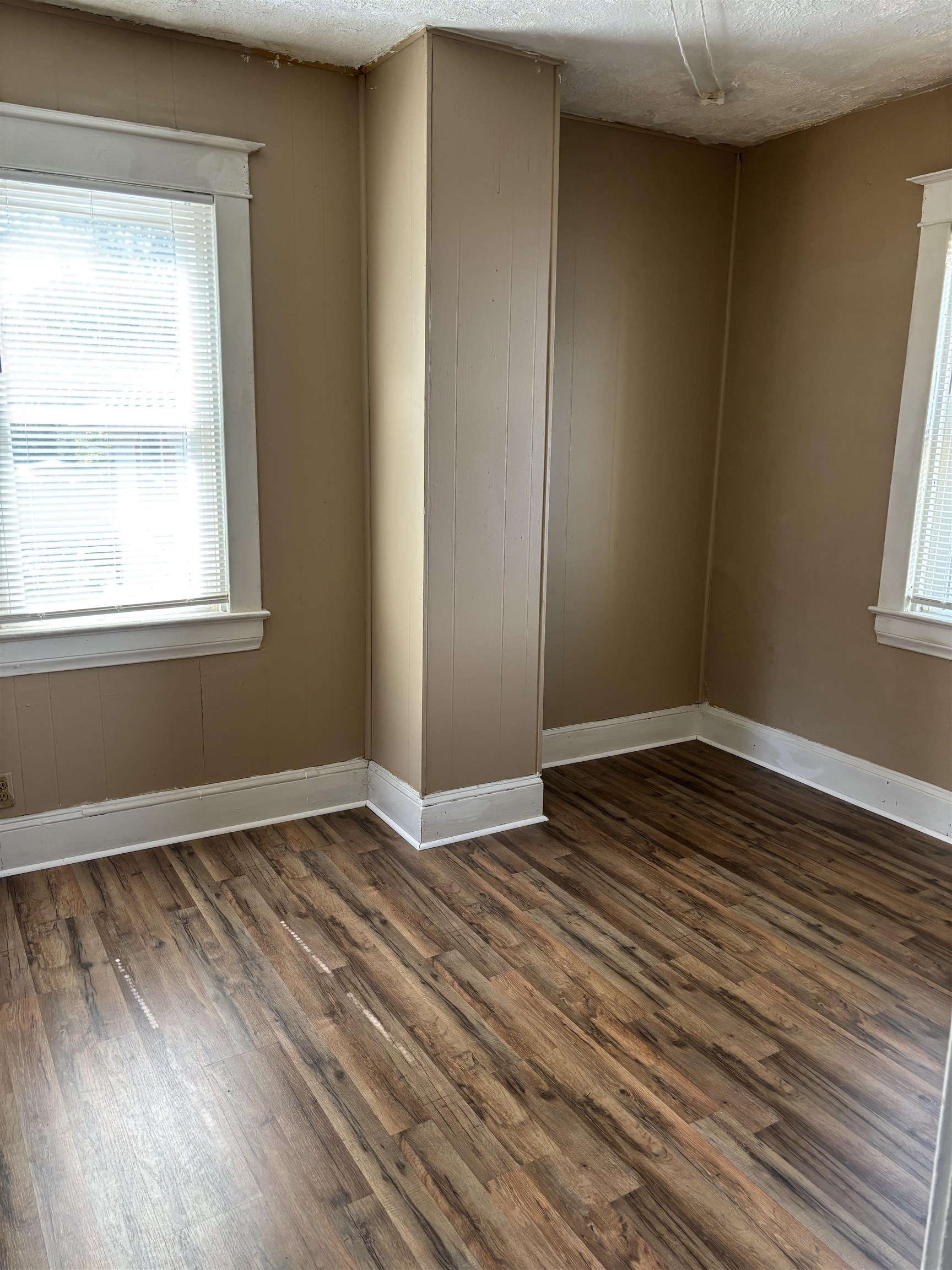 655 E ROCK ST, HARRISONBURG, Virginia 22802, 3 Bedrooms Bedrooms, ,1 BathroomBathrooms,Residential,655 E ROCK ST,669418 MLS # 669418