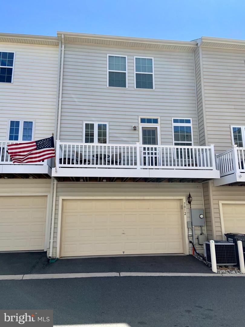 7012 TREK WAY, GAINESVILLE, Virginia 20155, 3 Bedrooms Bedrooms, ,2 BathroomsBathrooms,Residential,For sale,7012 TREK WAY,VAPW2101780 MLS # VAPW2101780