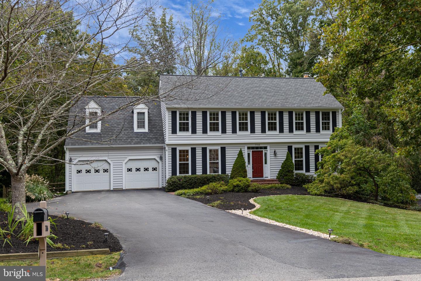 7706 WOODSHADE CT, FAIRFAX STATION, Virginia 22039, 5 Bedrooms Bedrooms, ,3 BathroomsBathrooms,Residential,For sale,7706 WOODSHADE CT,VAFX2262610 MLS # VAFX2262610
