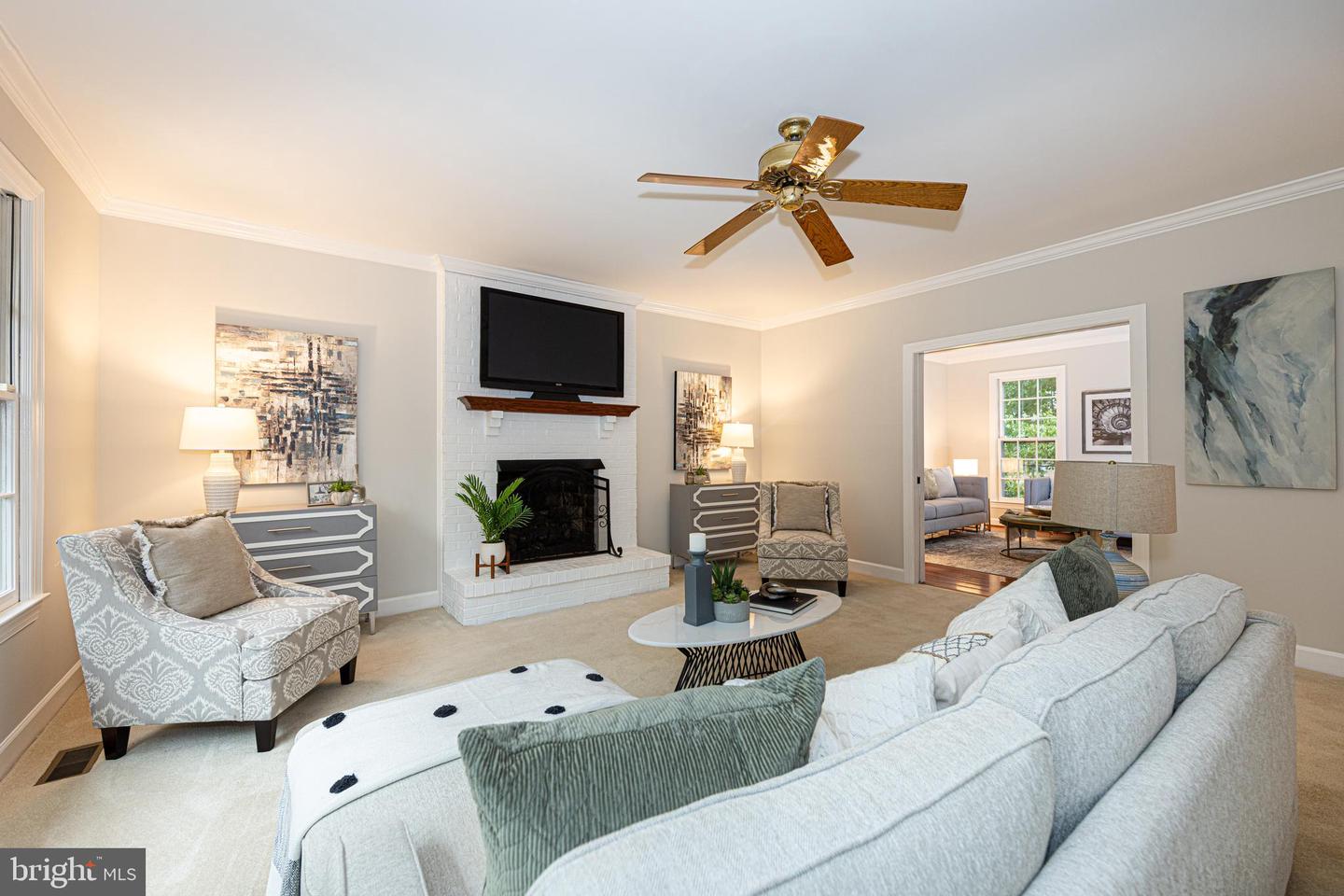 7706 WOODSHADE CT, FAIRFAX STATION, Virginia 22039, 5 Bedrooms Bedrooms, ,3 BathroomsBathrooms,Residential,For sale,7706 WOODSHADE CT,VAFX2262610 MLS # VAFX2262610