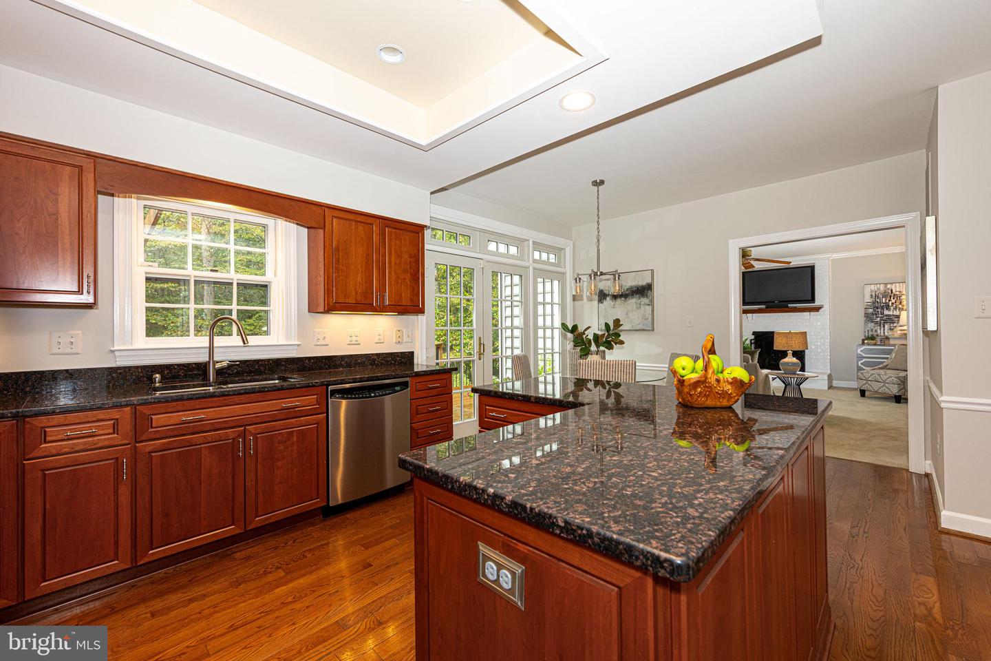 7706 WOODSHADE CT, FAIRFAX STATION, Virginia 22039, 5 Bedrooms Bedrooms, ,3 BathroomsBathrooms,Residential,For sale,7706 WOODSHADE CT,VAFX2262610 MLS # VAFX2262610