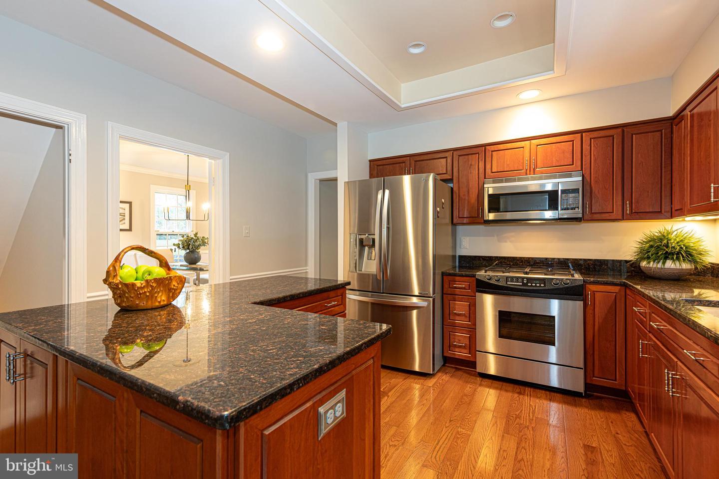 7706 WOODSHADE CT, FAIRFAX STATION, Virginia 22039, 5 Bedrooms Bedrooms, ,3 BathroomsBathrooms,Residential,For sale,7706 WOODSHADE CT,VAFX2262610 MLS # VAFX2262610