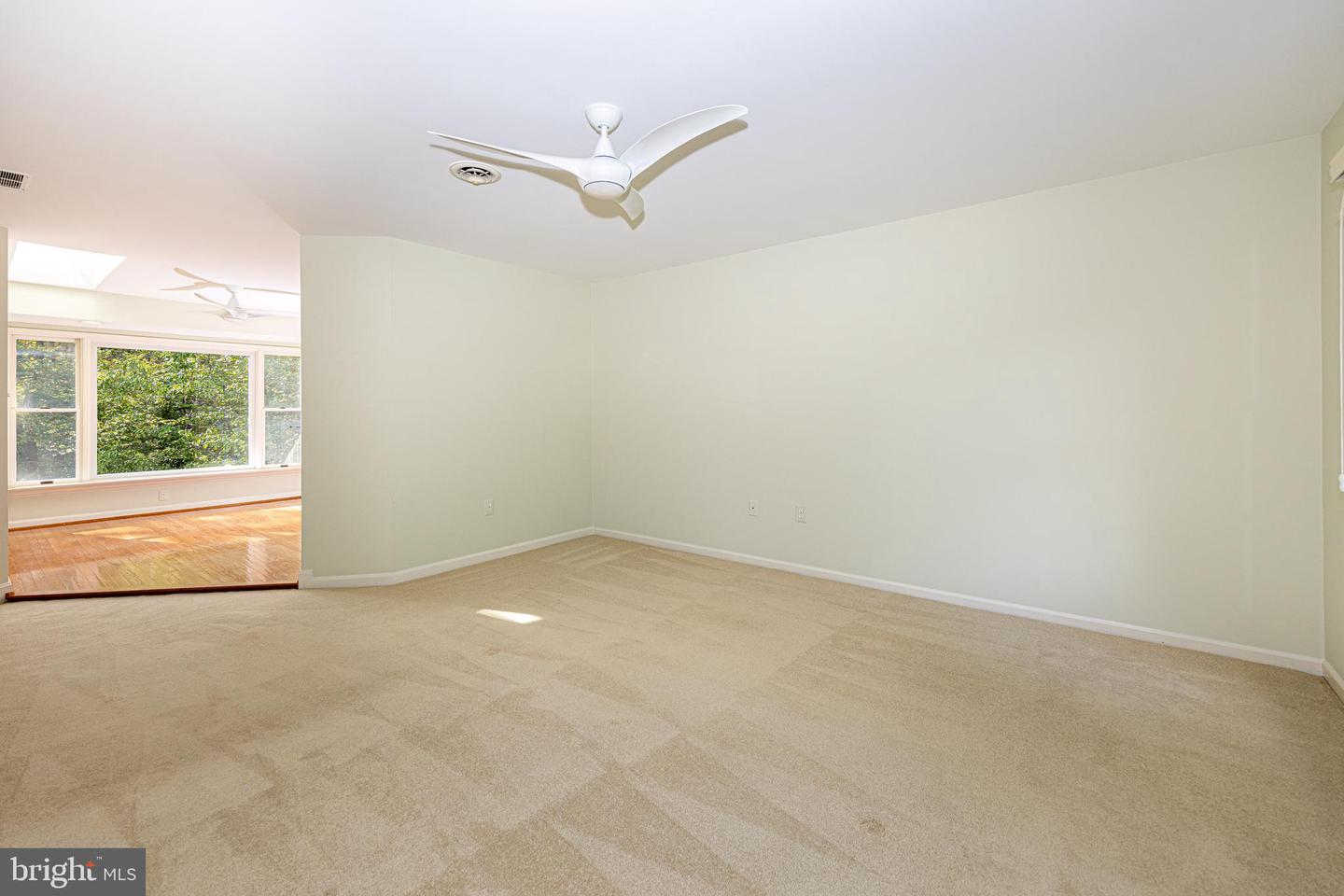 7706 WOODSHADE CT, FAIRFAX STATION, Virginia 22039, 5 Bedrooms Bedrooms, ,3 BathroomsBathrooms,Residential,For sale,7706 WOODSHADE CT,VAFX2262610 MLS # VAFX2262610