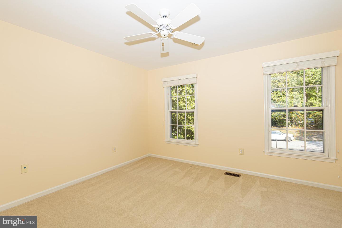 7706 WOODSHADE CT, FAIRFAX STATION, Virginia 22039, 5 Bedrooms Bedrooms, ,3 BathroomsBathrooms,Residential,For sale,7706 WOODSHADE CT,VAFX2262610 MLS # VAFX2262610