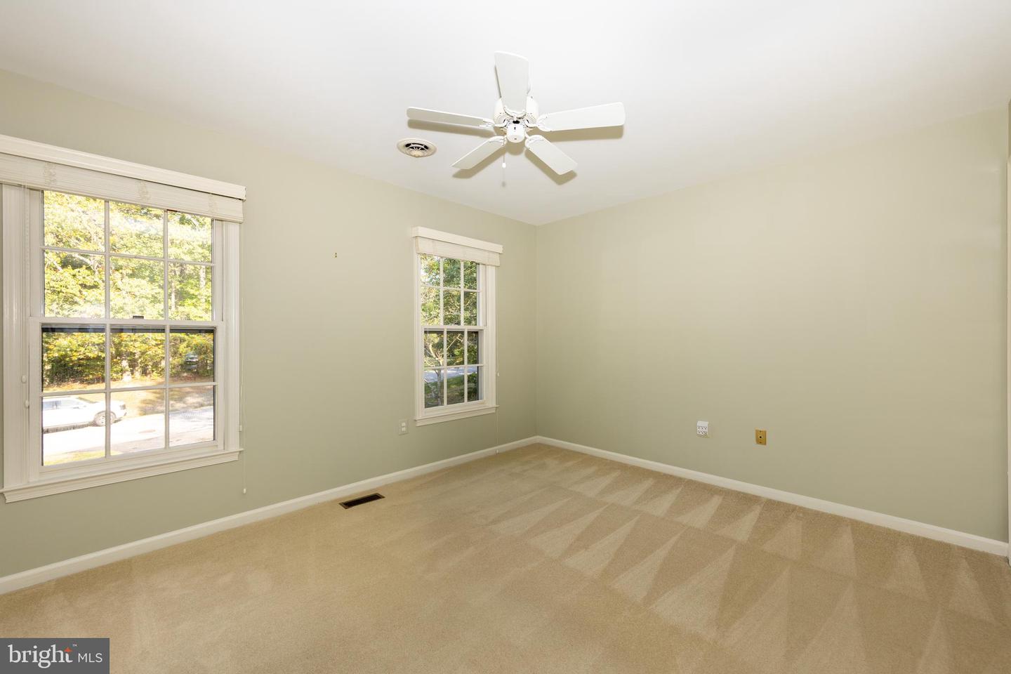 7706 WOODSHADE CT, FAIRFAX STATION, Virginia 22039, 5 Bedrooms Bedrooms, ,3 BathroomsBathrooms,Residential,For sale,7706 WOODSHADE CT,VAFX2262610 MLS # VAFX2262610