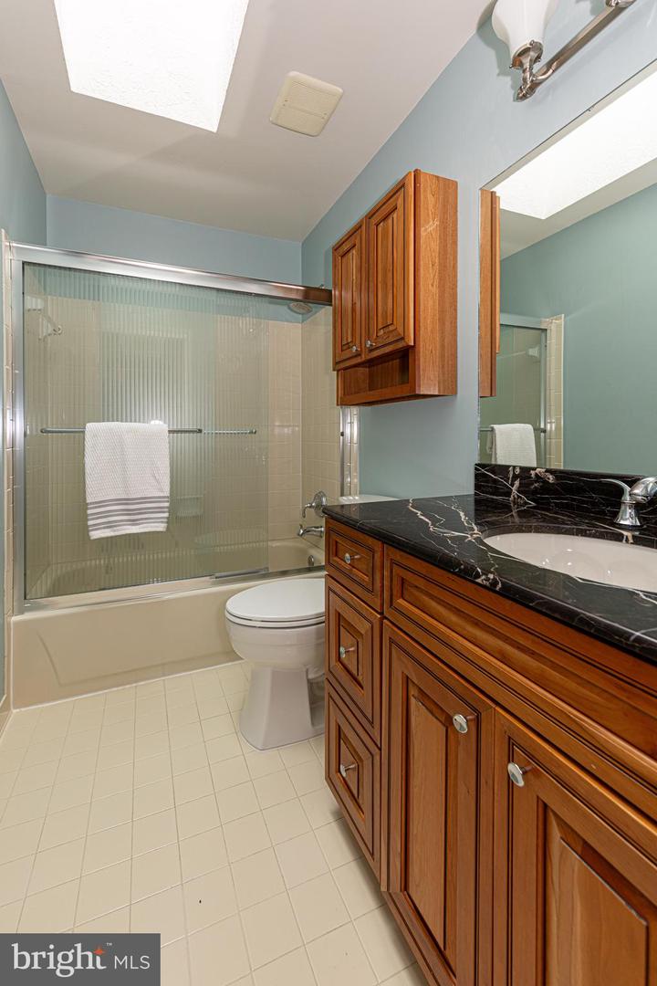 7706 WOODSHADE CT, FAIRFAX STATION, Virginia 22039, 5 Bedrooms Bedrooms, ,3 BathroomsBathrooms,Residential,For sale,7706 WOODSHADE CT,VAFX2262610 MLS # VAFX2262610