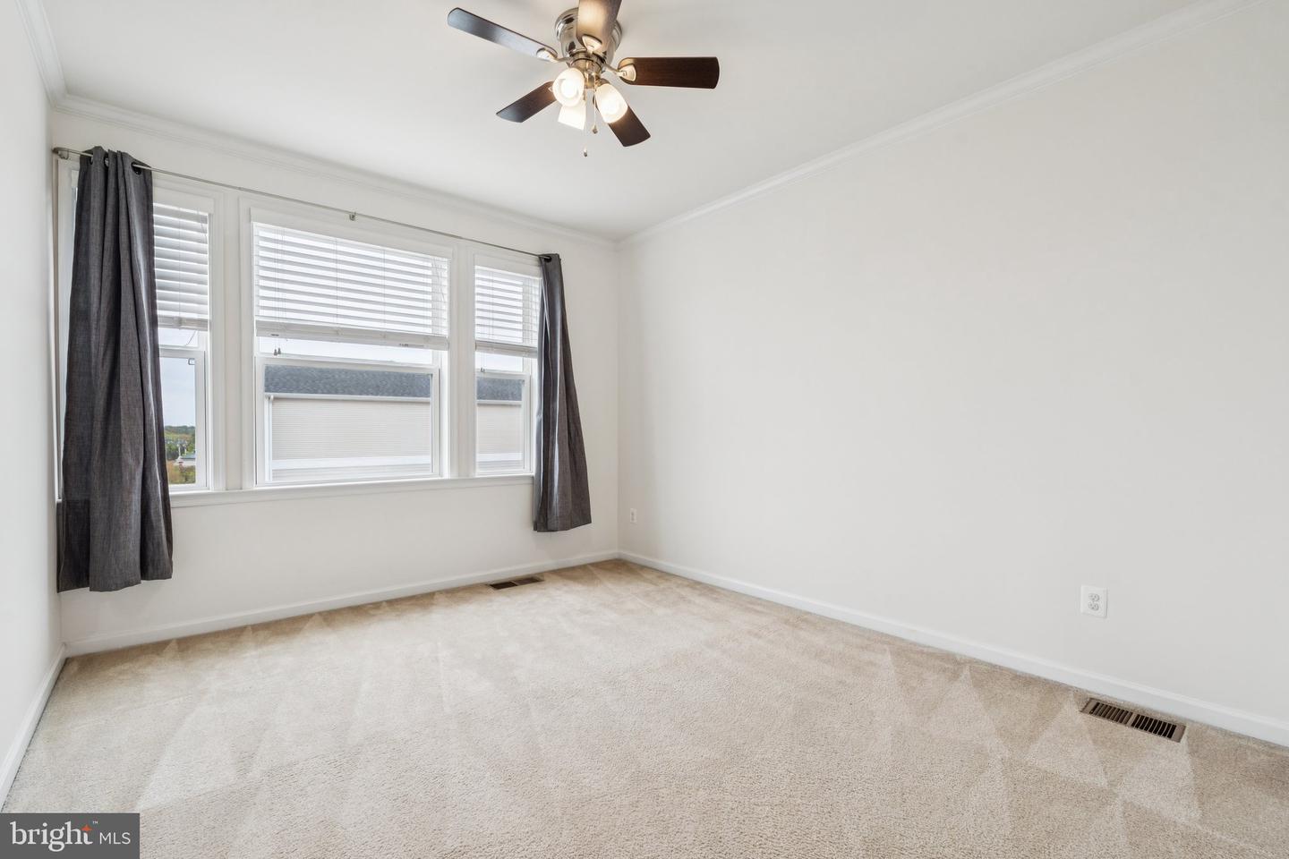 42063 BERKLEY HILL TER, ALDIE, Virginia 20105, 3 Bedrooms Bedrooms, ,2 BathroomsBathrooms,Residential,For sale,42063 BERKLEY HILL TER,VALO2105214 MLS # VALO2105214