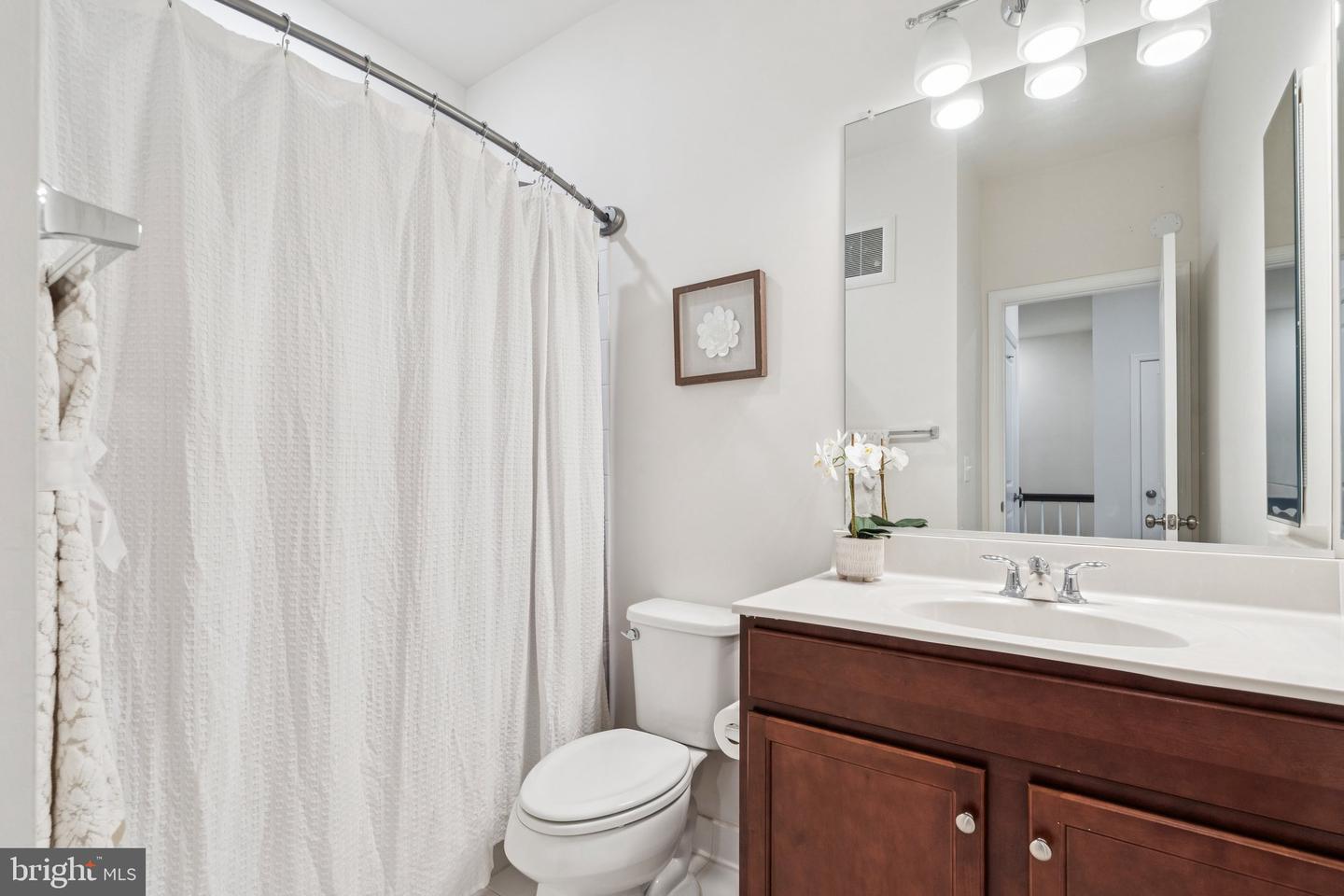 42063 BERKLEY HILL TER, ALDIE, Virginia 20105, 3 Bedrooms Bedrooms, ,2 BathroomsBathrooms,Residential,For sale,42063 BERKLEY HILL TER,VALO2105214 MLS # VALO2105214