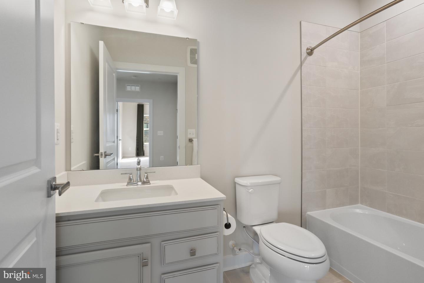 46294 MOUNT MILSTEAD TER #303, STERLING, Virginia 20164, 2 Bedrooms Bedrooms, ,2 BathroomsBathrooms,Residential,For sale,46294 MOUNT MILSTEAD TER #303,VALO2105230 MLS # VALO2105230 46294 MOUNT MILSTEAD TER #303, STERLING, Virginia 20164, 2 Bedrooms Bedrooms, ,2 BathroomsBathrooms,Residential,For sale,46294 MOUNT MILSTEAD TER #303,VALO2105230 MLS # VALO2105230