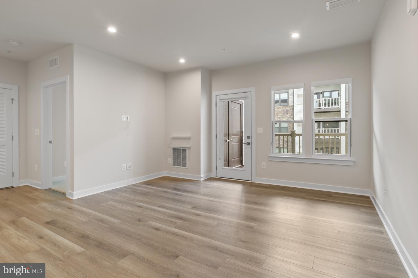 46294 MOUNT MILSTEAD TER #303, STERLING, Virginia 20164, 2 Bedrooms Bedrooms, ,2 BathroomsBathrooms,Residential,For sale,46294 MOUNT MILSTEAD TER #303,VALO2105230 MLS # VALO2105230 46294 MOUNT MILSTEAD TER #303, STERLING, Virginia 20164, 2 Bedrooms Bedrooms, ,2 BathroomsBathrooms,Residential,For sale,46294 MOUNT MILSTEAD TER #303,VALO2105230 MLS # VALO2105230