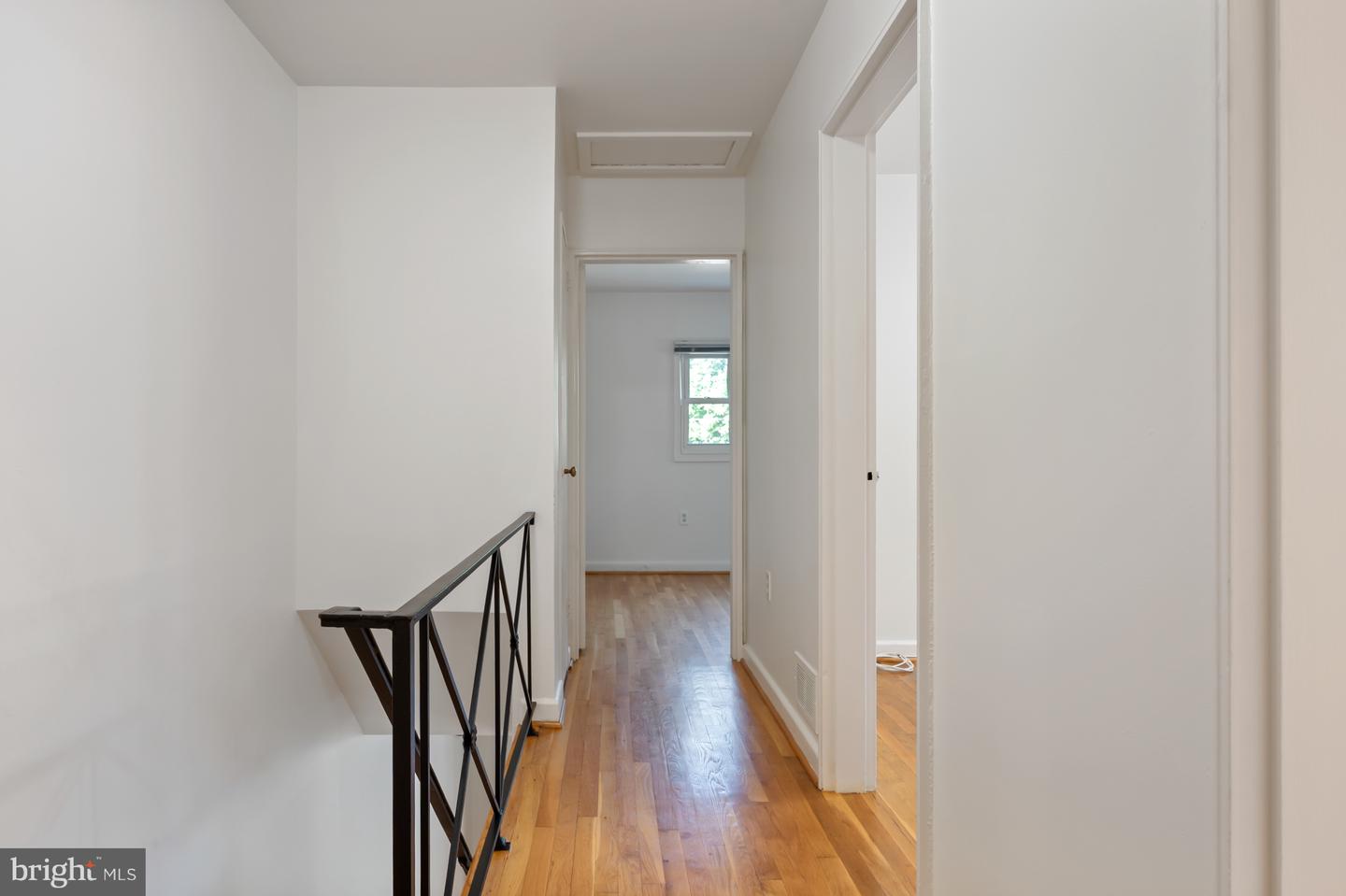 133 E TAYLOR RUN PKWY, ALEXANDRIA, Virginia 22314, 3 Bedrooms Bedrooms, ,2 BathroomsBathrooms,Residential,For sale,133 E TAYLOR RUN PKWY,VAAX2048932 MLS # VAAX2048932