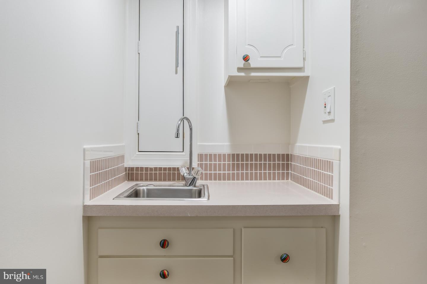 133 E TAYLOR RUN PKWY, ALEXANDRIA, Virginia 22314, 3 Bedrooms Bedrooms, ,2 BathroomsBathrooms,Residential,For sale,133 E TAYLOR RUN PKWY,VAAX2048932 MLS # VAAX2048932