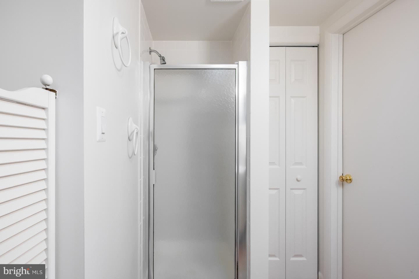 133 E TAYLOR RUN PKWY, ALEXANDRIA, Virginia 22314, 3 Bedrooms Bedrooms, ,2 BathroomsBathrooms,Residential,For sale,133 E TAYLOR RUN PKWY,VAAX2048932 MLS # VAAX2048932