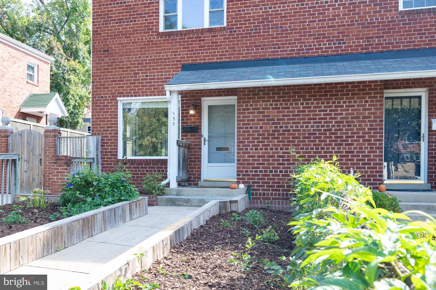 133 E TAYLOR RUN PKWY, ALEXANDRIA, Virginia 22314, 3 Bedrooms Bedrooms, ,2 BathroomsBathrooms,Residential,For sale,133 E TAYLOR RUN PKWY,VAAX2048932 MLS # VAAX2048932