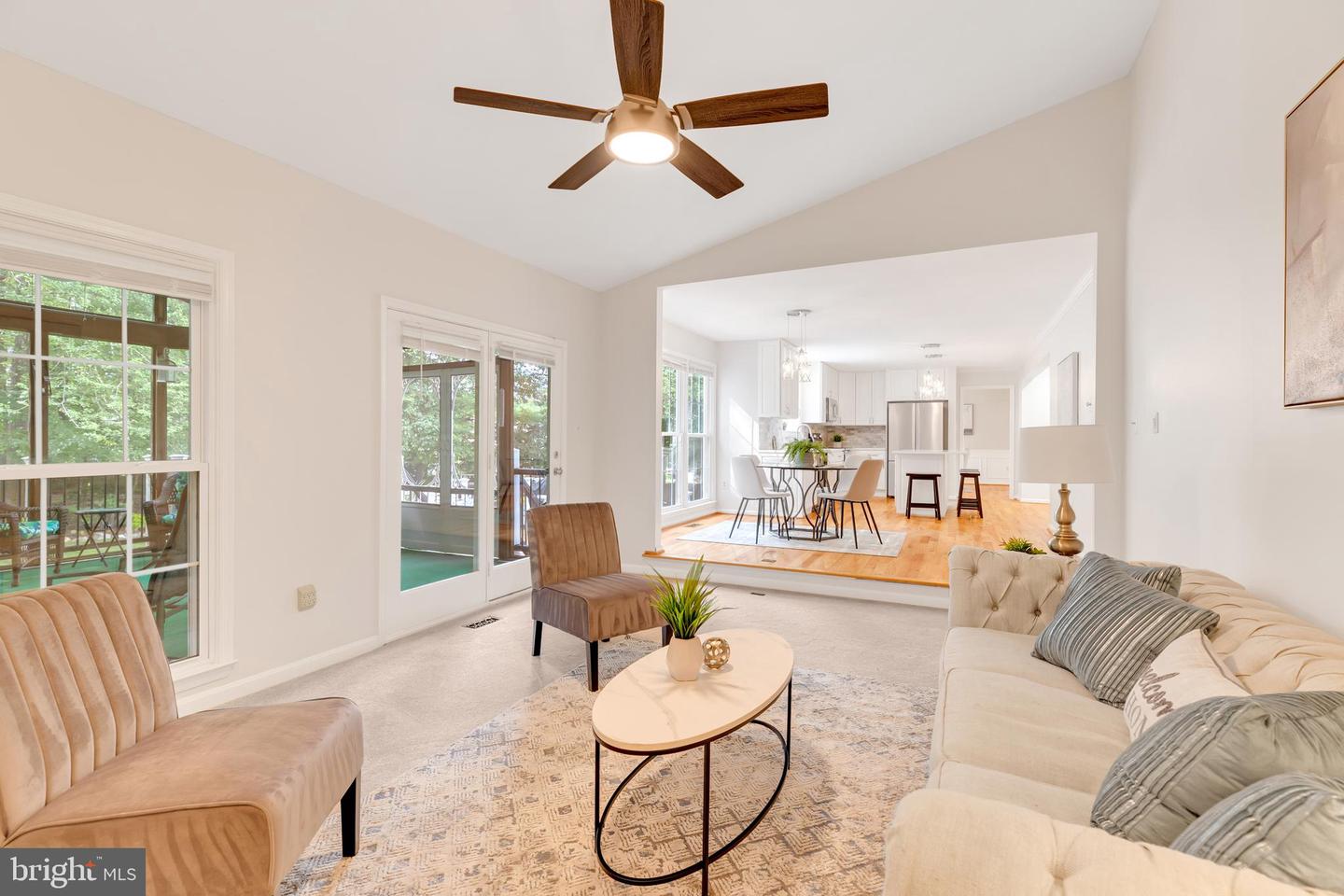 8106 OAK HOLLOW CT, FAIRFAX STATION, Virginia 22039, 5 Bedrooms Bedrooms, ,3 BathroomsBathrooms,Residential,For sale,8106 OAK HOLLOW CT,VAFX2263560 MLS # VAFX2263560