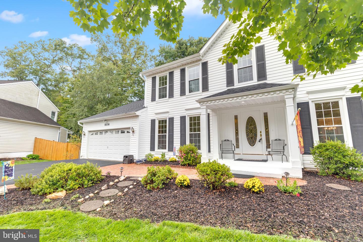 8106 OAK HOLLOW CT, FAIRFAX STATION, Virginia 22039, 5 Bedrooms Bedrooms, ,3 BathroomsBathrooms,Residential,For sale,8106 OAK HOLLOW CT,VAFX2263560 MLS # VAFX2263560