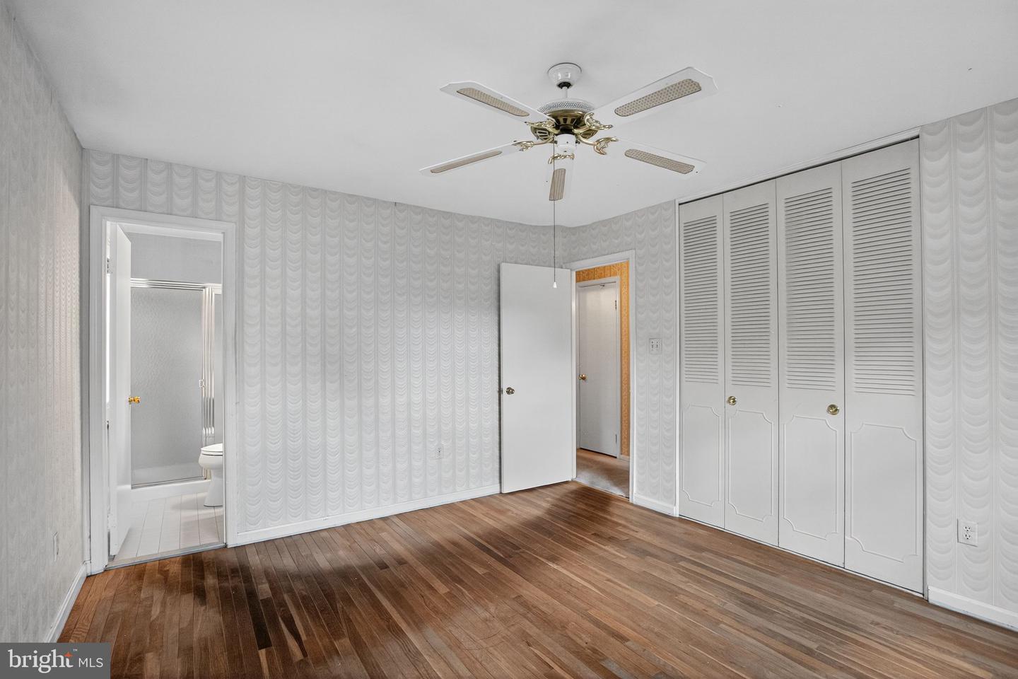 7374 ROXBURY AVE, MANASSAS, Virginia 20109, 4 Bedrooms Bedrooms, 8 Rooms Rooms,3 BathroomsBathrooms,Residential,For sale,7374 ROXBURY AVE,VAPW2102884 MLS # VAPW2102884