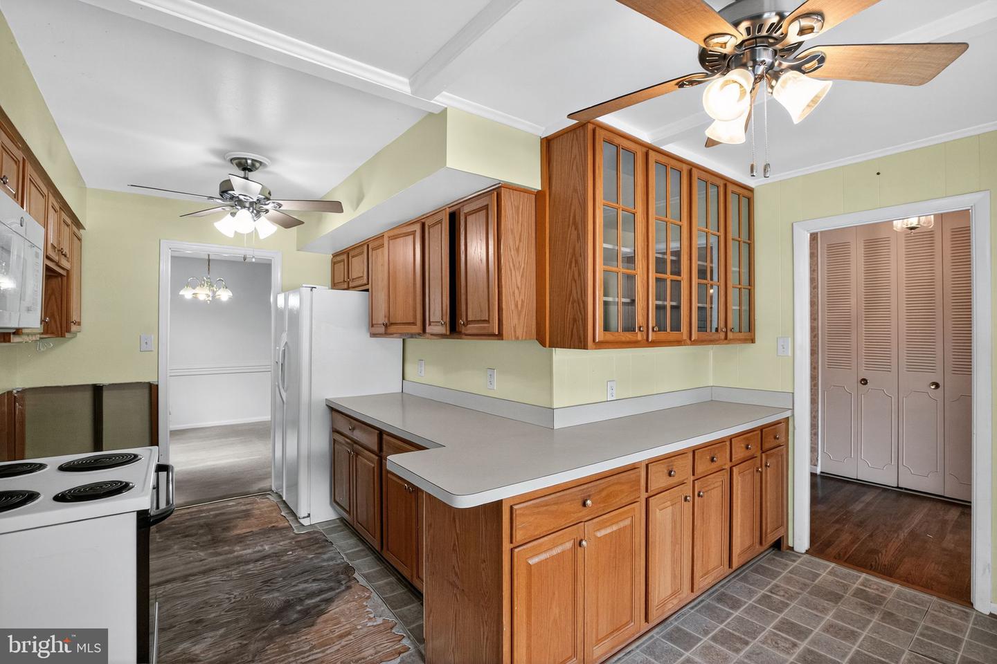 7374 ROXBURY AVE, MANASSAS, Virginia 20109, 4 Bedrooms Bedrooms, 8 Rooms Rooms,3 BathroomsBathrooms,Residential,For sale,7374 ROXBURY AVE,VAPW2102884 MLS # VAPW2102884