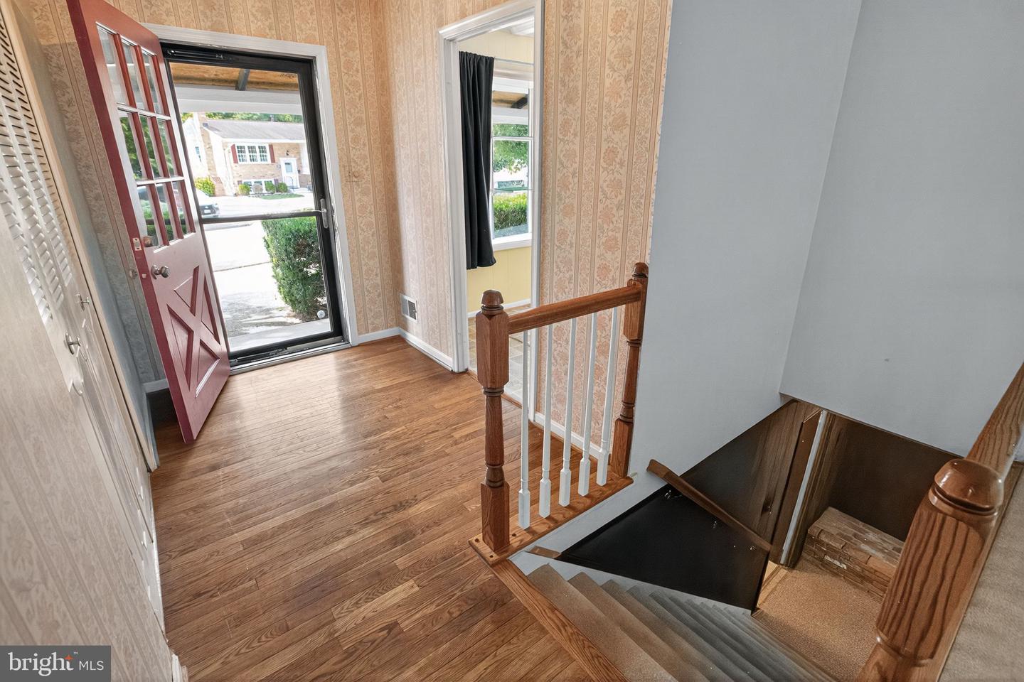 7374 ROXBURY AVE, MANASSAS, Virginia 20109, 4 Bedrooms Bedrooms, 8 Rooms Rooms,3 BathroomsBathrooms,Residential,For sale,7374 ROXBURY AVE,VAPW2102884 MLS # VAPW2102884