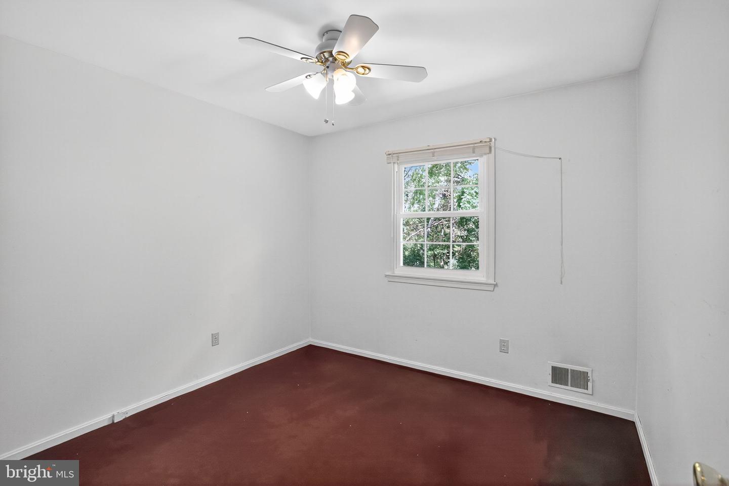 7374 ROXBURY AVE, MANASSAS, Virginia 20109, 4 Bedrooms Bedrooms, 8 Rooms Rooms,3 BathroomsBathrooms,Residential,For sale,7374 ROXBURY AVE,VAPW2102884 MLS # VAPW2102884