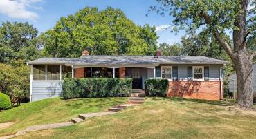 7374 ROXBURY AVE, MANASSAS, Virginia 20109, 4 Bedrooms Bedrooms, 8 Rooms Rooms,3 BathroomsBathrooms,Residential,For sale,7374 ROXBURY AVE,VAPW2102884 MLS # VAPW2102884