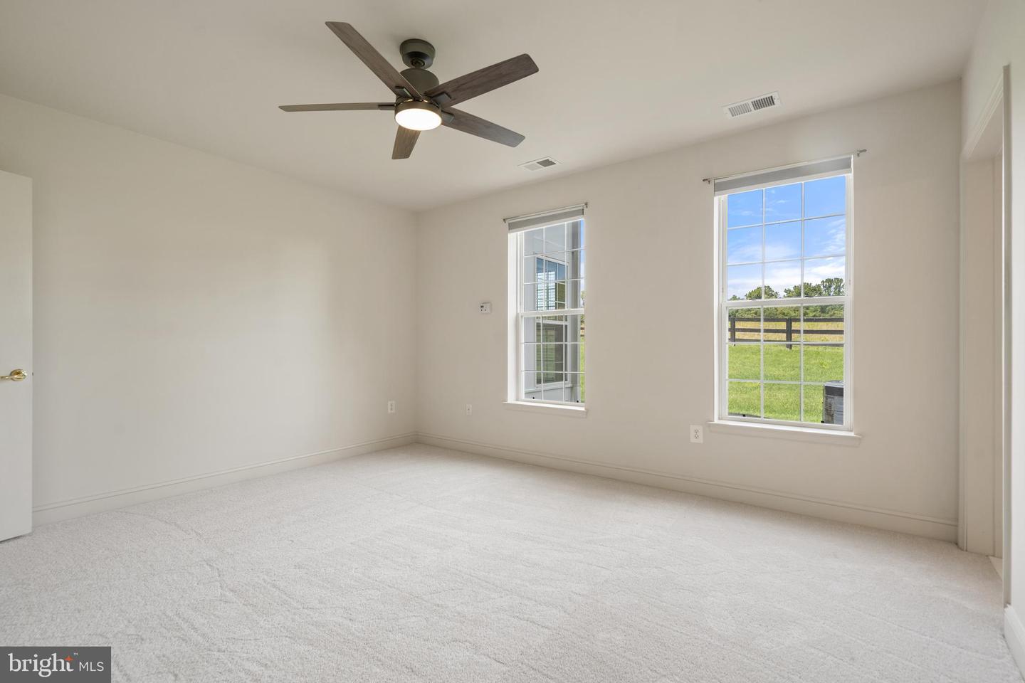 6704 HOLLY FARM LN #UNIT 109, WARRENTON, Virginia 20187, 2 Bedrooms Bedrooms, ,2 BathroomsBathrooms,Residential,For sale,6704 HOLLY FARM LN #UNIT 109,VAFQ2018114 MLS # VAFQ2018114